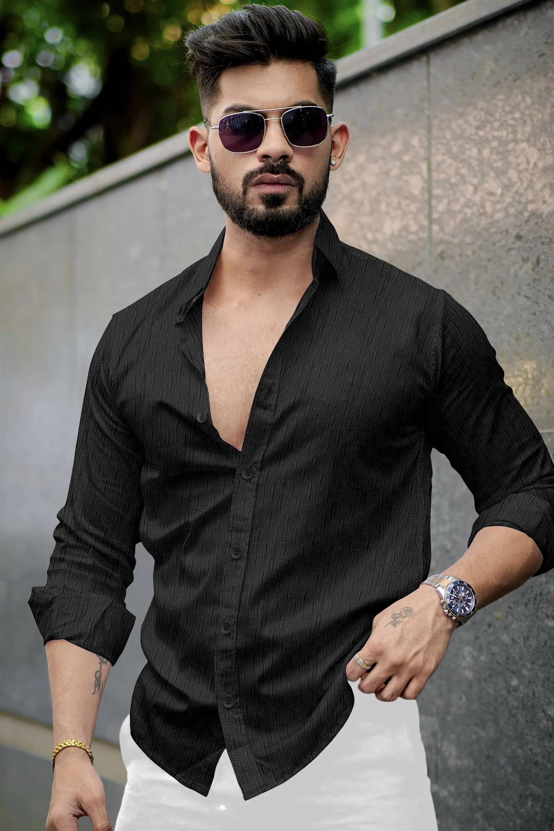     			UPQUEDS Poly Cotton Regular Fit Self Design Full Sleeves Men's Casual Shirt - Black ( Pack of 1 )