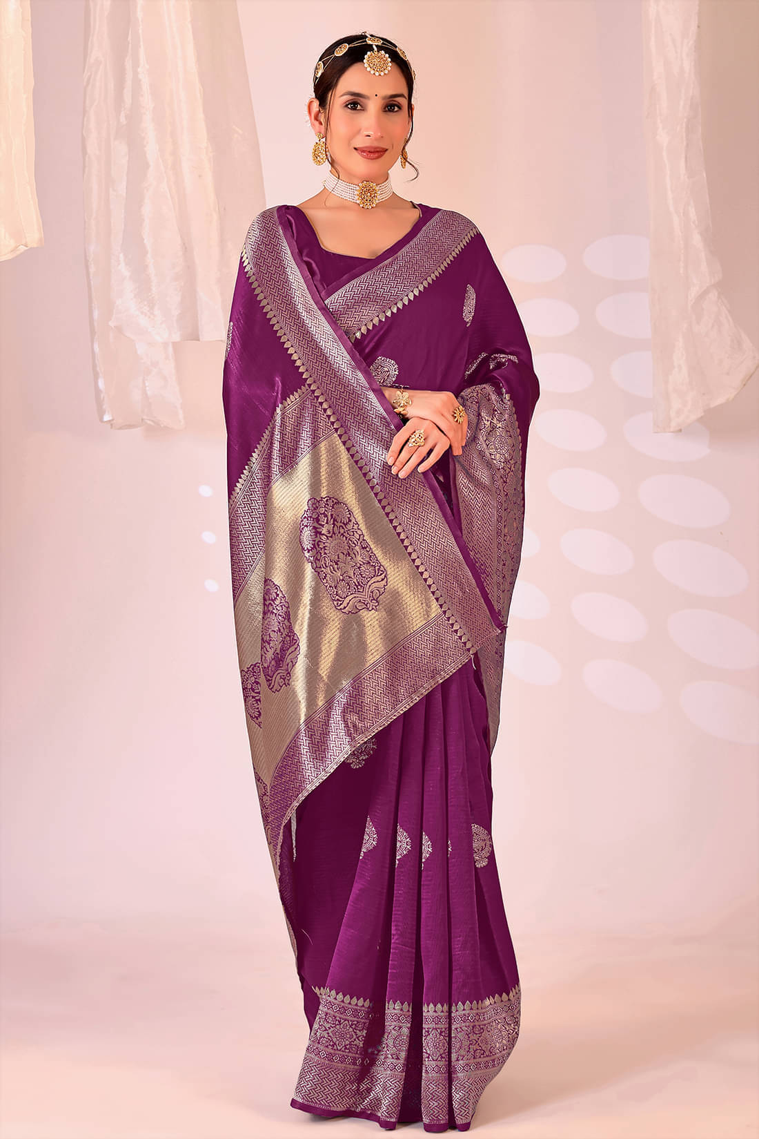 YUGAVEERAA Art Silk Solid Regular Saree With Unstitched Blouse Piece ( Wine ) YUGAVEERAA Art Silk Solid Regular Saree With Unstitched Blouse Piece ( Wine )