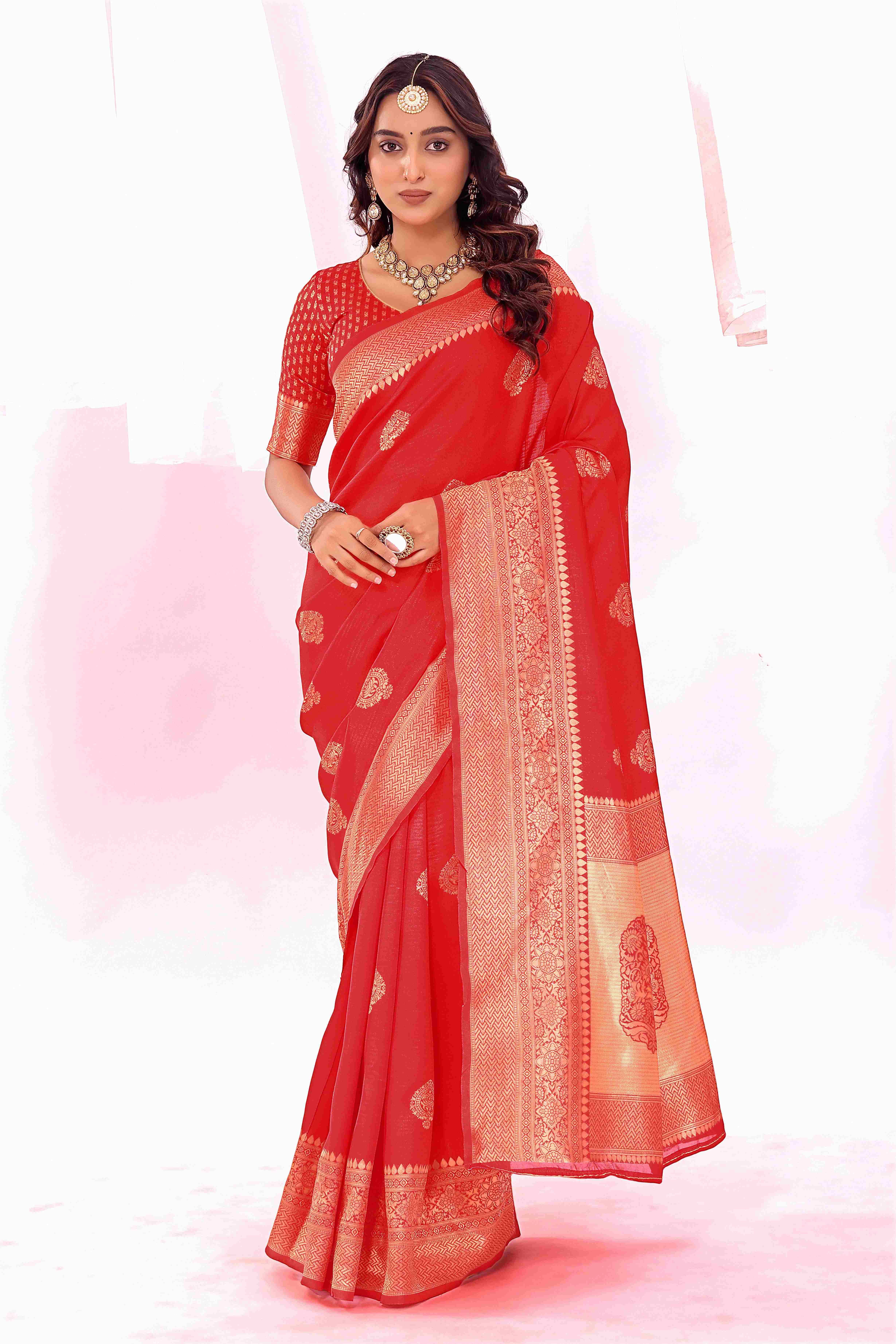YUGAVEERAA Art Silk Solid Regular Saree With Unstitched Blouse Piece ( Red ) YUGAVEERAA Art Silk Solid Regular Saree With Unstitched Blouse Piece ( Red )