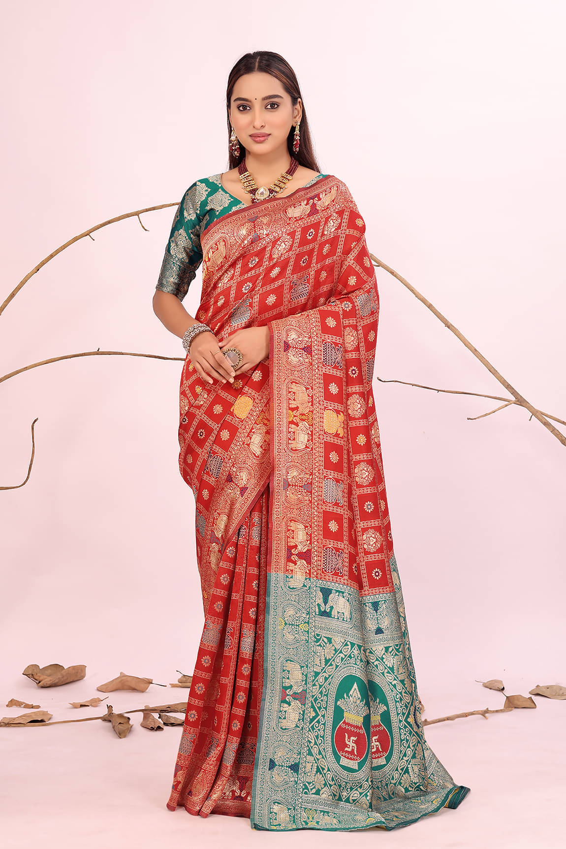 YUGAVEERAA Art Silk Solid Regular Saree With Unstitched Blouse Piece ( Red ) YUGAVEERAA Art Silk Solid Regular Saree With Unstitched Blouse Piece ( Red )