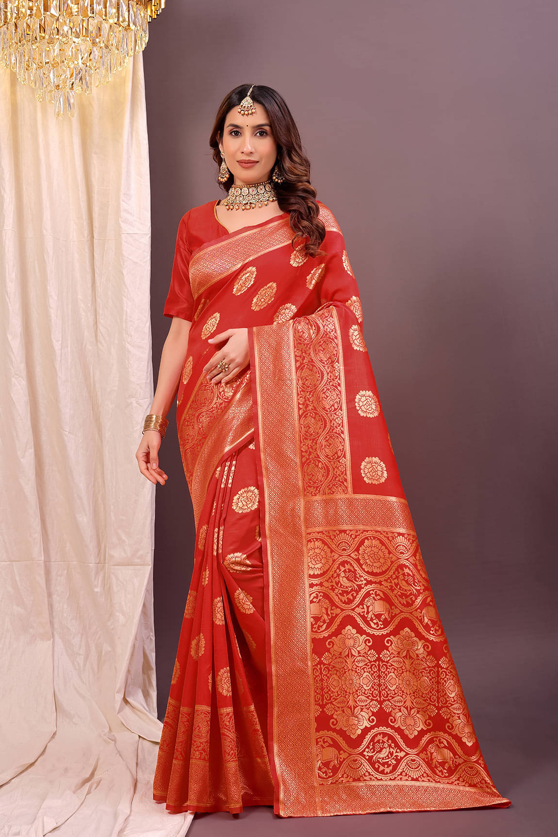 YUGAVEERAA Art Silk Woven Regular Saree With Unstitched Blouse Piece ( Maroon ) YUGAVEERAA Art Silk Woven Regular Saree With Unstitched Blouse Piece ( Maroon )
