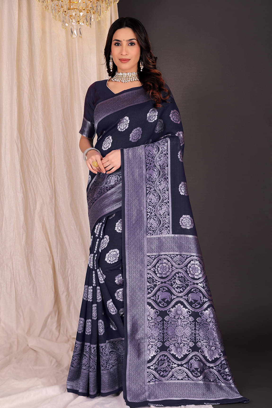 YUGAVEERAA Art Silk Woven Regular Saree With Unstitched Blouse Piece ( Black ) YUGAVEERAA Art Silk Woven Regular Saree With Unstitched Blouse Piece ( Black )