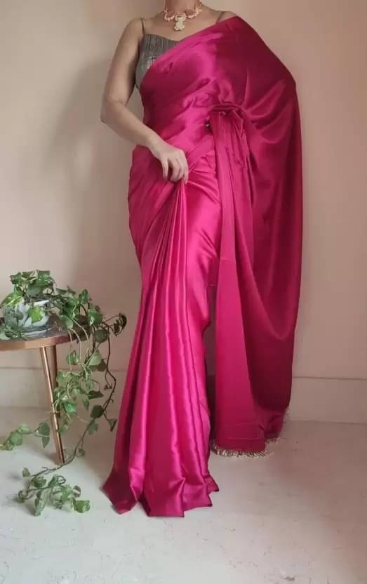     			YUGAVEERAA Satin Solid Regular Saree With Unstitched Blouse Piece ( Rani )