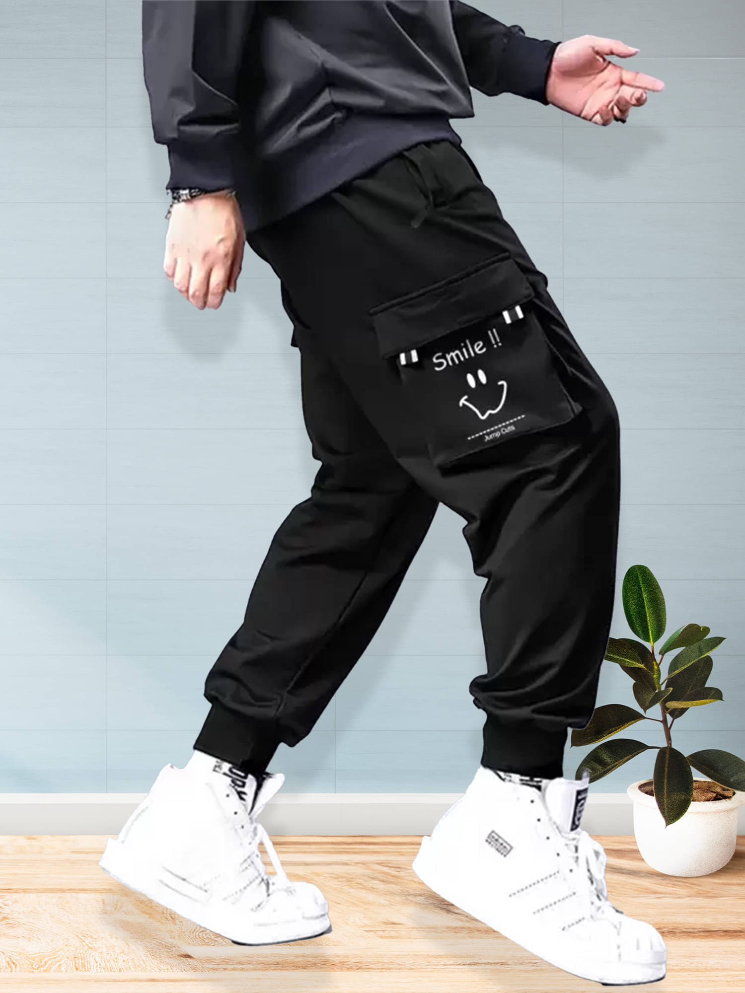     			JUMP CUTS Black Polyester Men's Trackpants ( Pack of 1 )