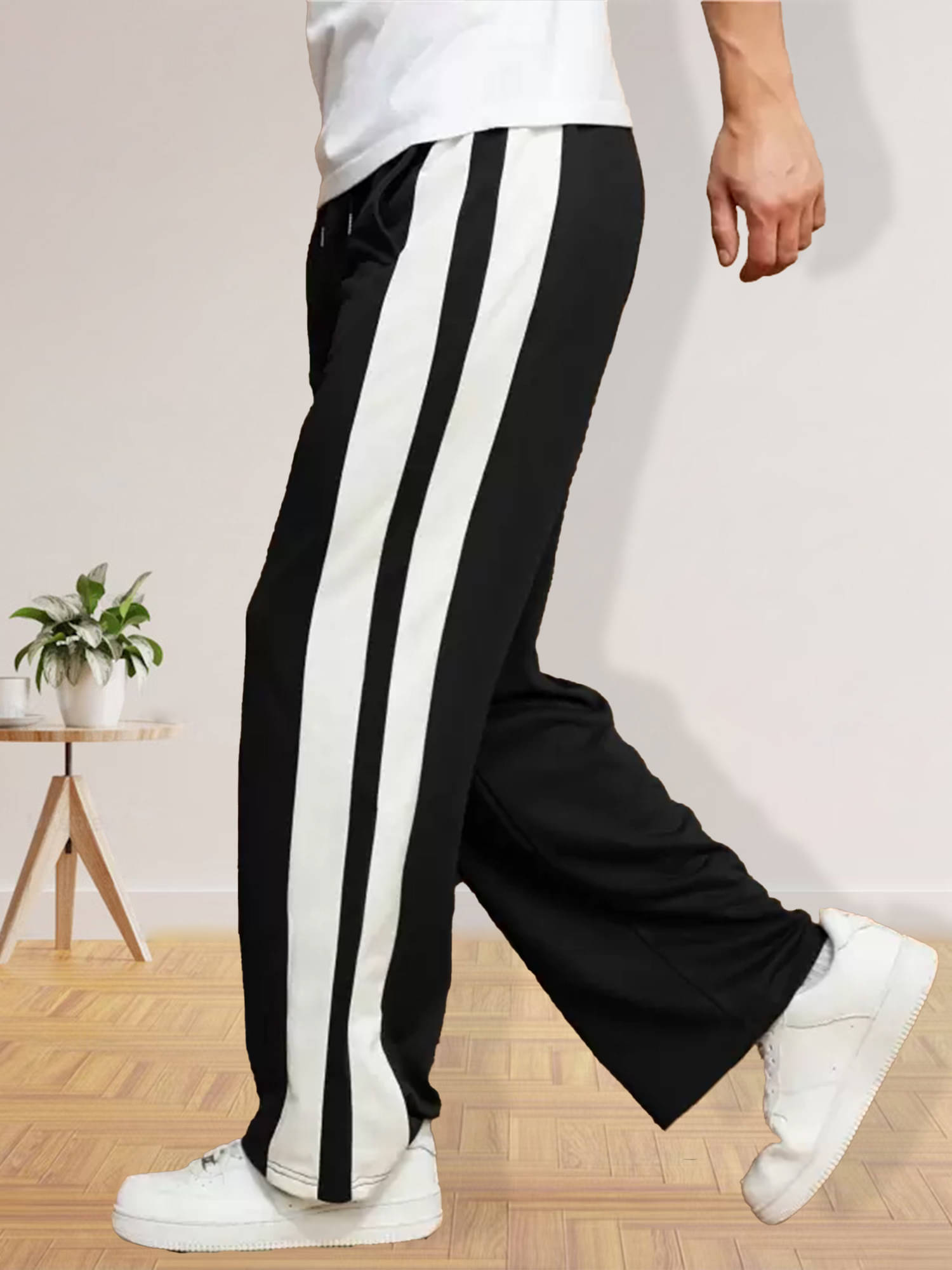     			JUMP CUTS Black Polyester Men's Trackpants ( Pack of 1 )