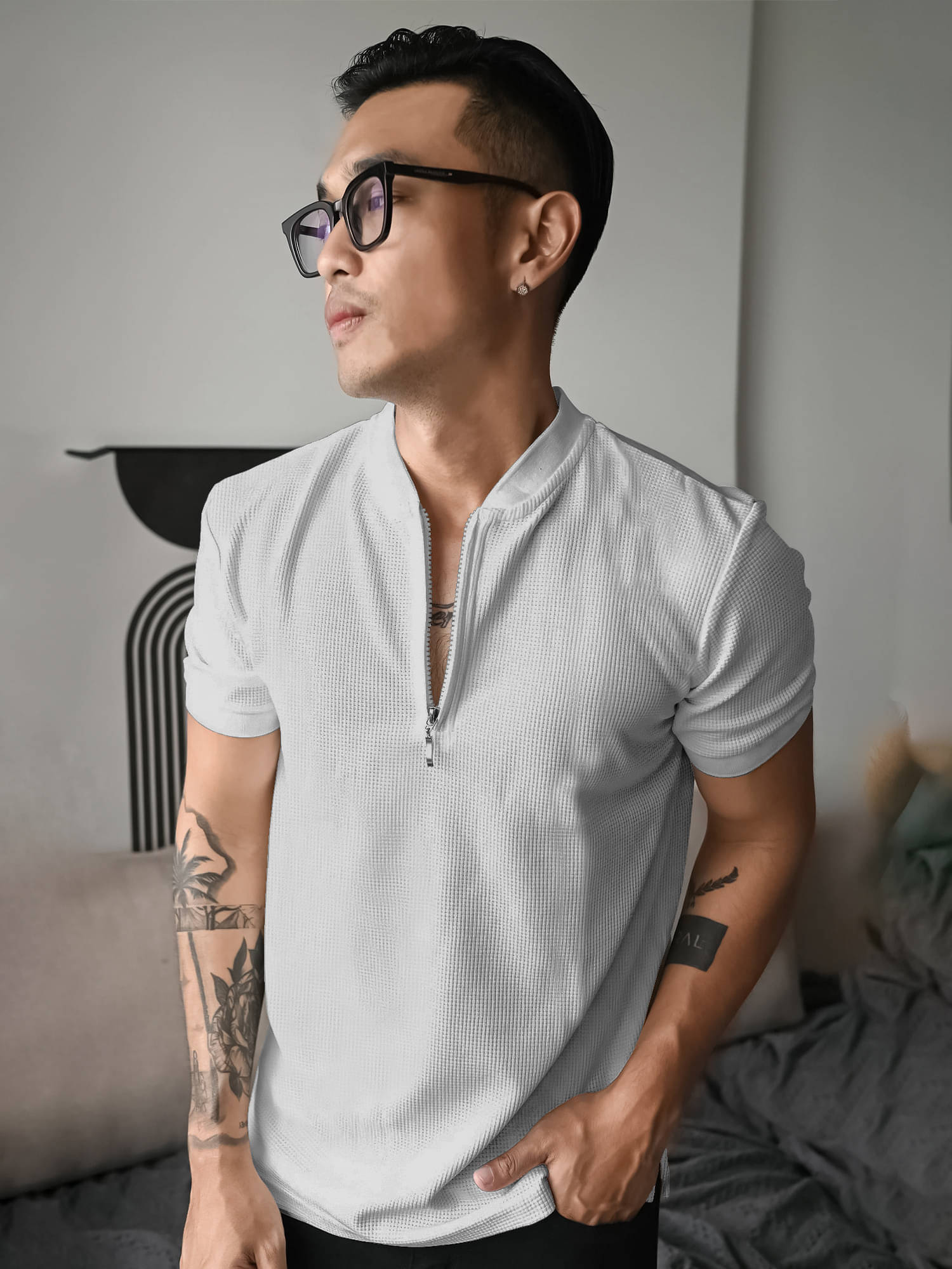     			JUMP CUTS Men Polyester Slim Fit Solid T-Shirt ( Grey )