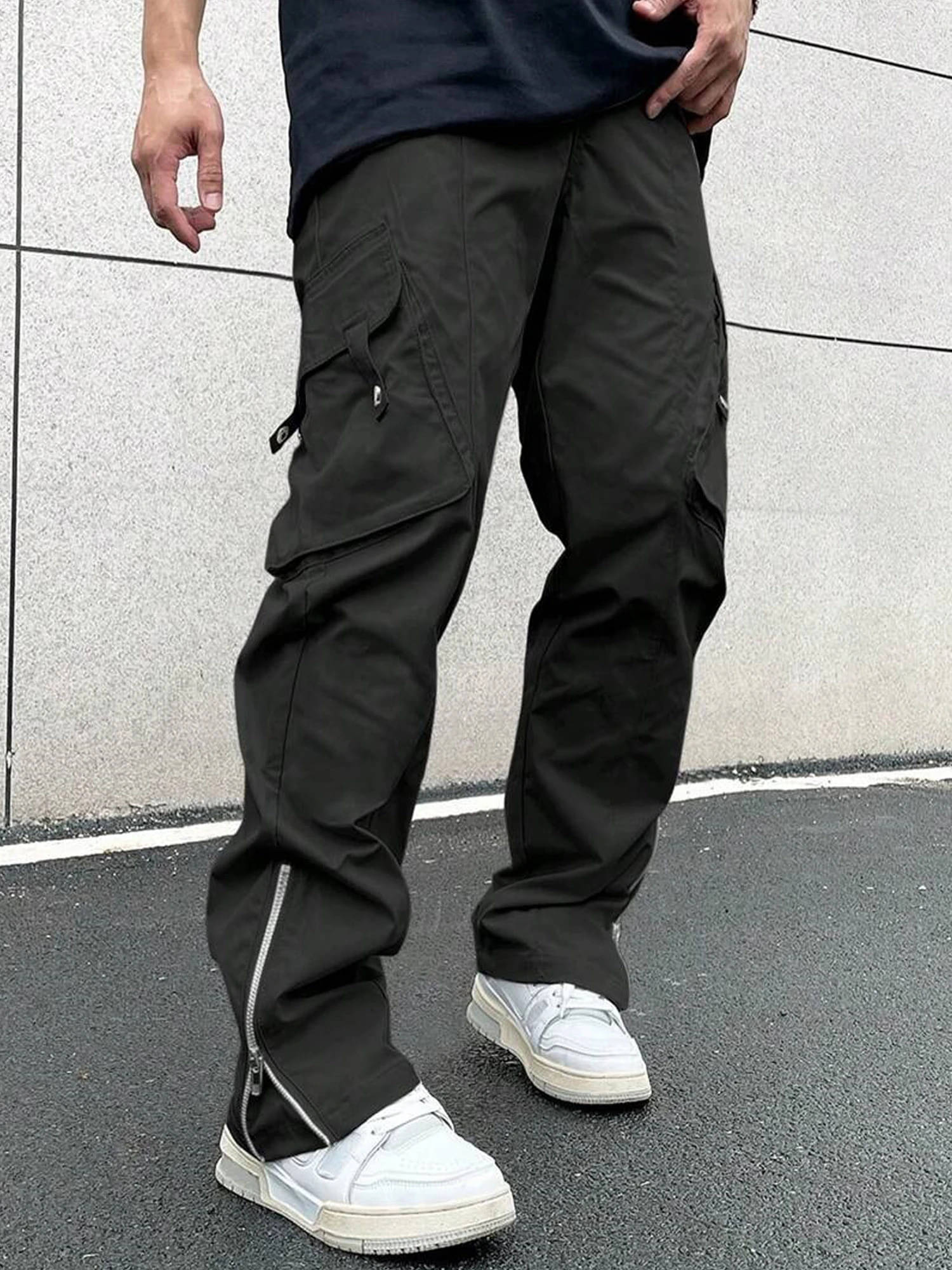     			JUMP CUTS Regular Pleated Men's Cargos - Black ( Pack of 1 )