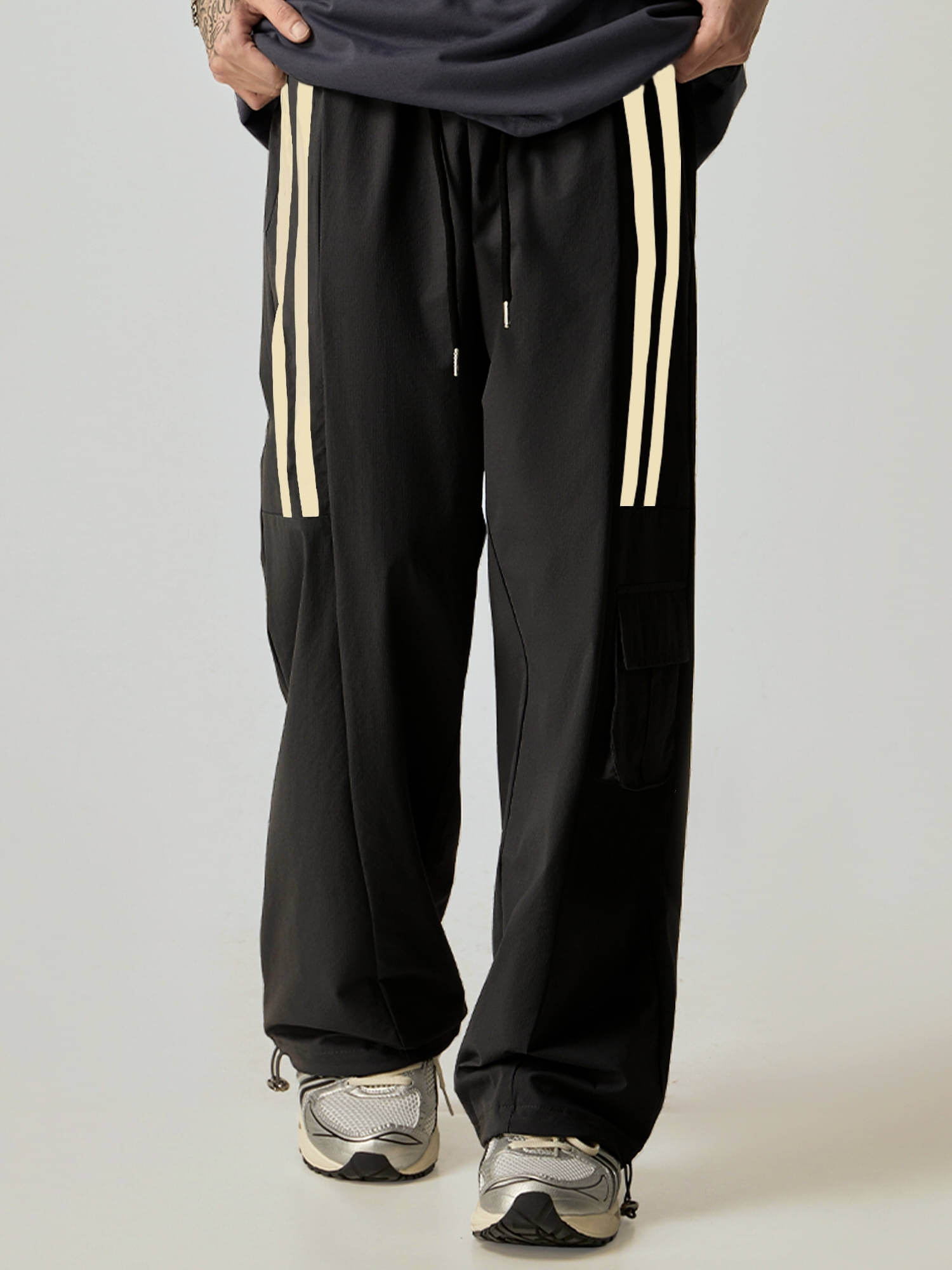     			JUMP CUTS Regular Men's Cargos - Multicolor ( Pack of 1 )