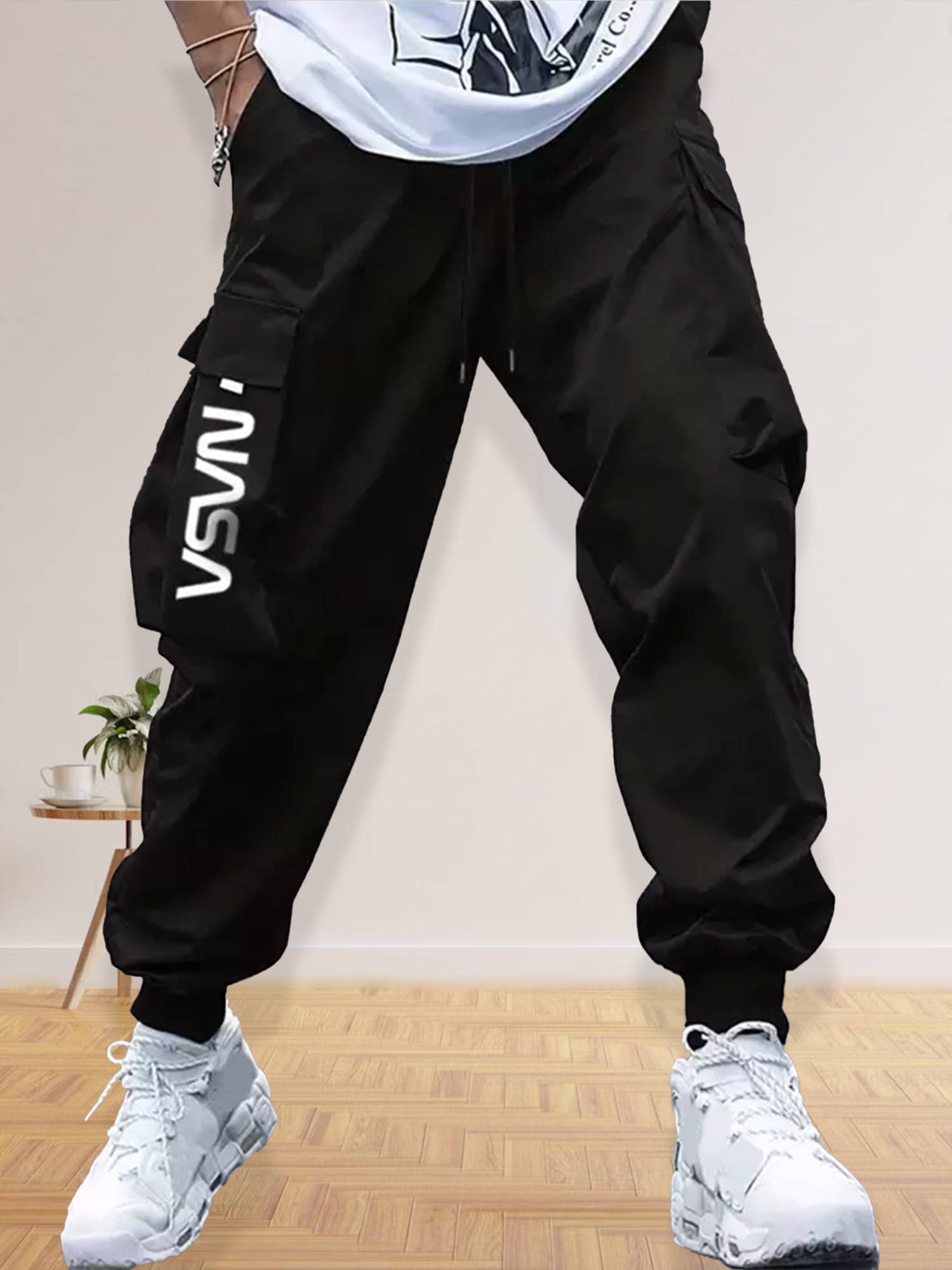     			JUMP CUTS Regular Pleated Men's Cargos - Black ( Pack of 1 )