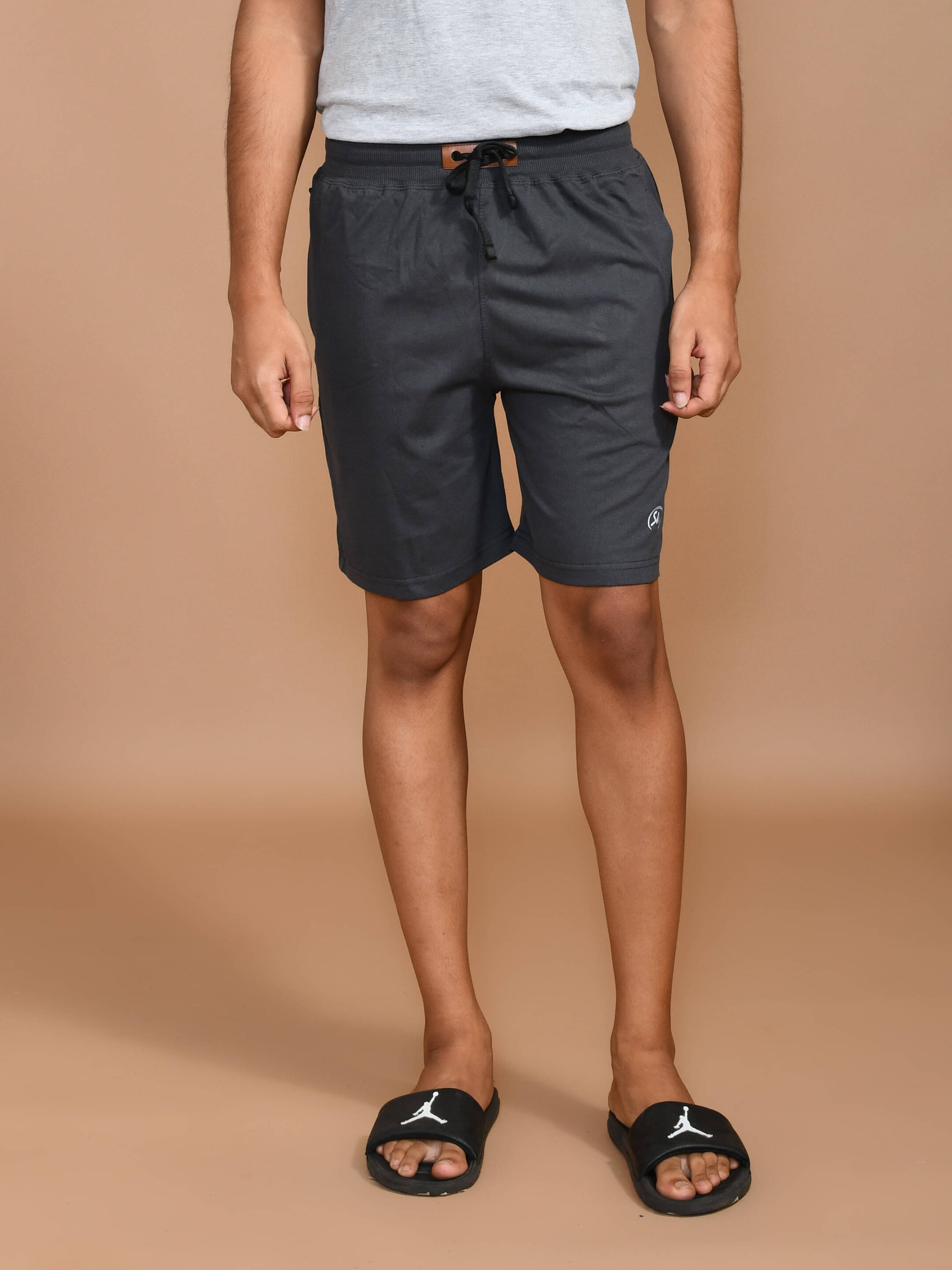     			SKYKNIT Dark Grey Cotton Blend Men's Shorts ( Pack of 1 )