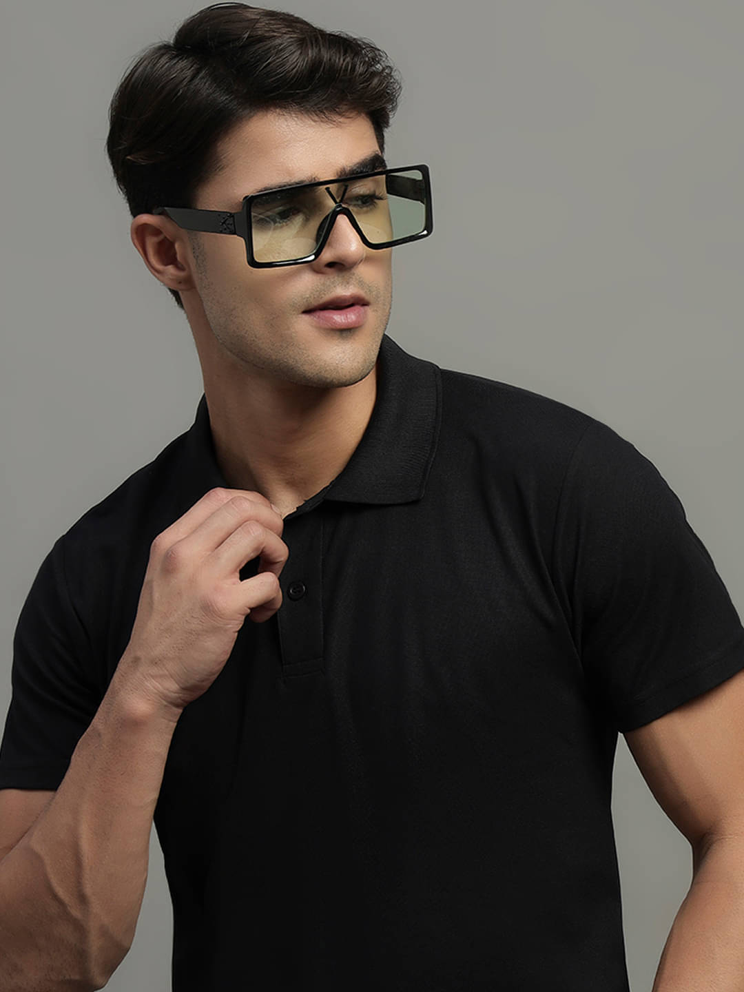 Simple Solution Men Polyester Regular Fit Solid Polo T Shirt ( Black ) Simple Solution Men Polyester Regular Fit Solid Polo T Shirt ( Black )