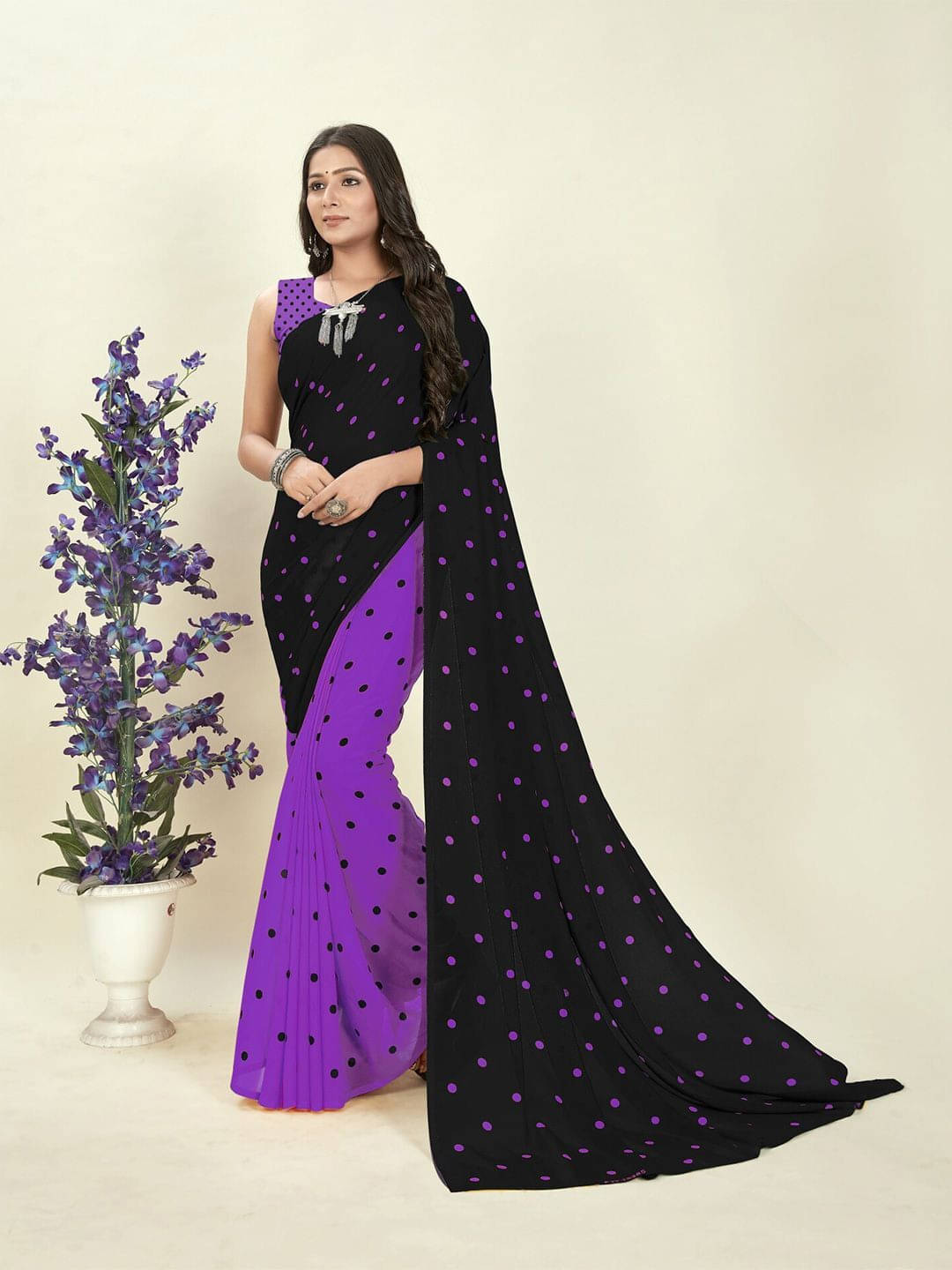 ANAND SAREES Georgette Printed Regular Saree With Unstitched Blouse Piece ( Purple ) ANAND SAREES Georgette Printed Regular Saree With Unstitched Blouse Piece ( Purple )