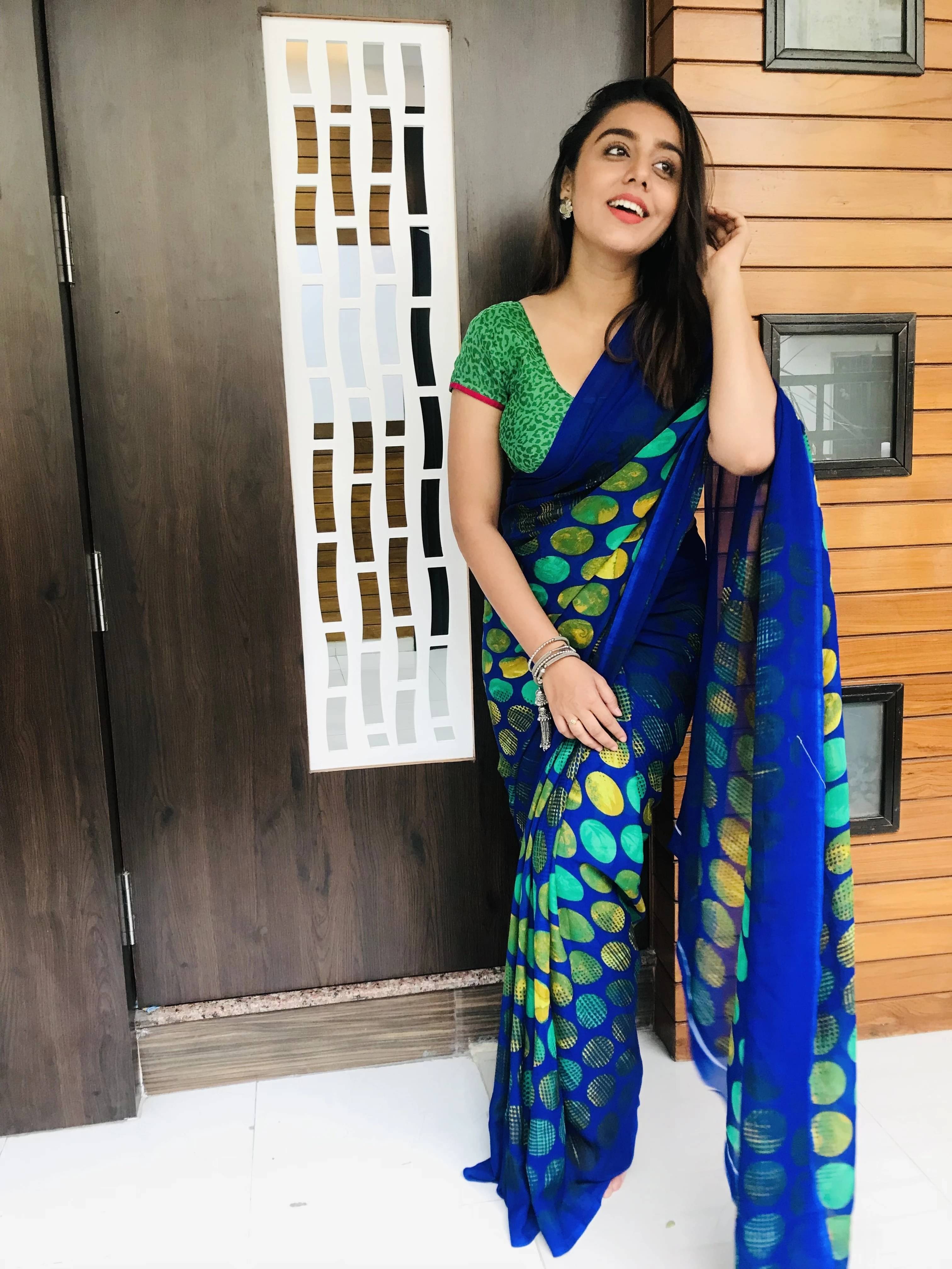ANAND SAREES Georgette Printed Regular Saree With Unstitched Blouse Piece ( Blue ) ANAND SAREES Georgette Printed Regular Saree With Unstitched Blouse Piece ( Blue )