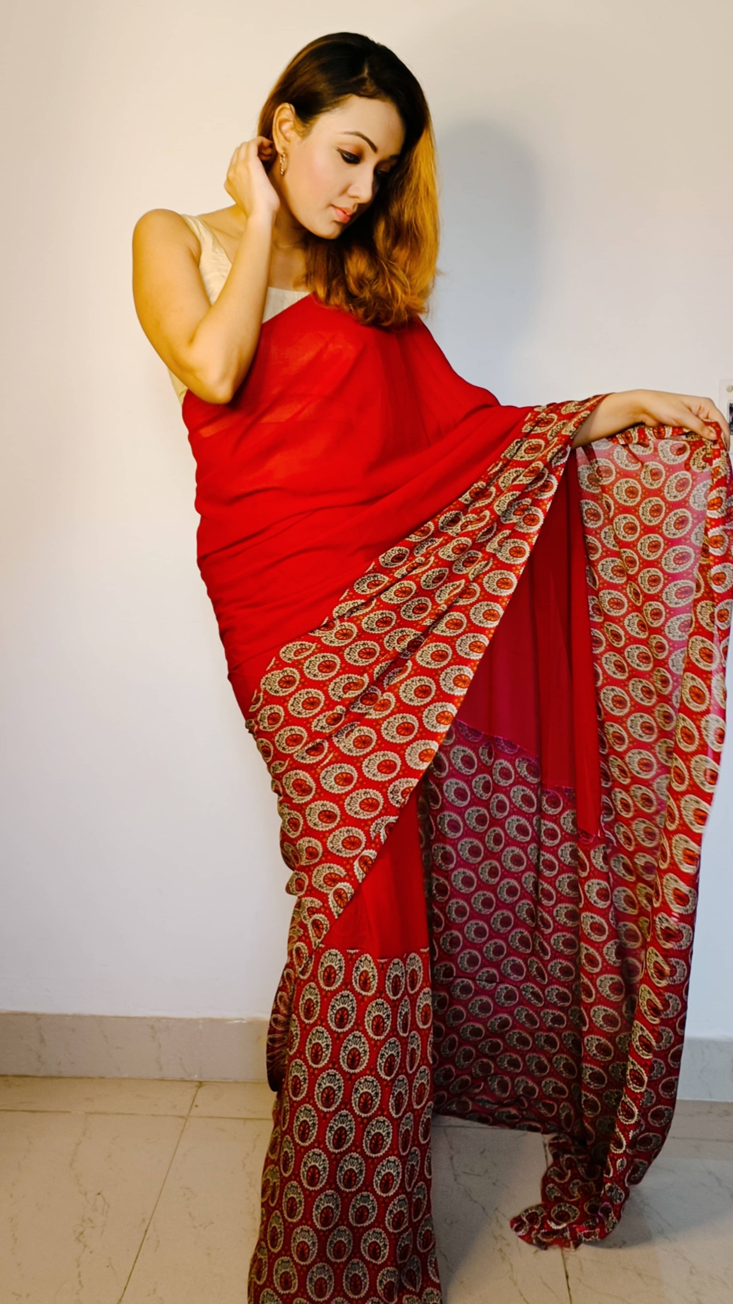 ANAND SAREES Georgette Printed Regular Saree With Unstitched Blouse Piece ( Red ) ANAND SAREES Georgette Printed Regular Saree With Unstitched Blouse Piece ( Red )