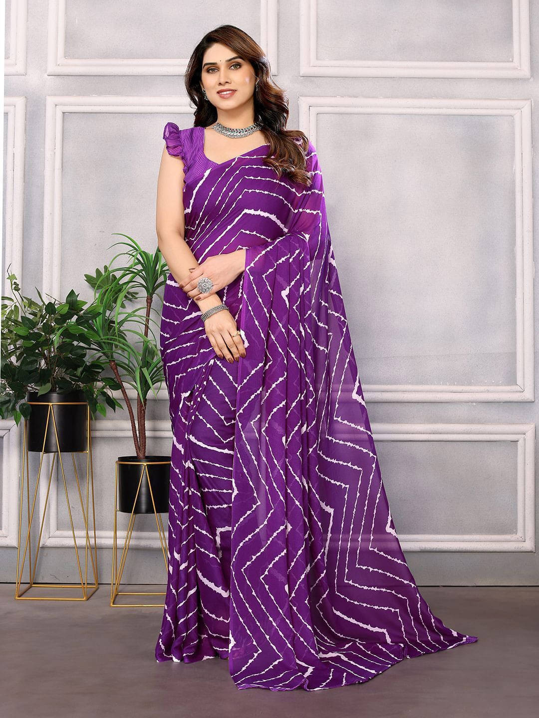 ANAND SAREES Georgette Printed Regular Saree With Unstitched Blouse Piece ( Purple ) ANAND SAREES Georgette Printed Regular Saree With Unstitched Blouse Piece ( Purple )