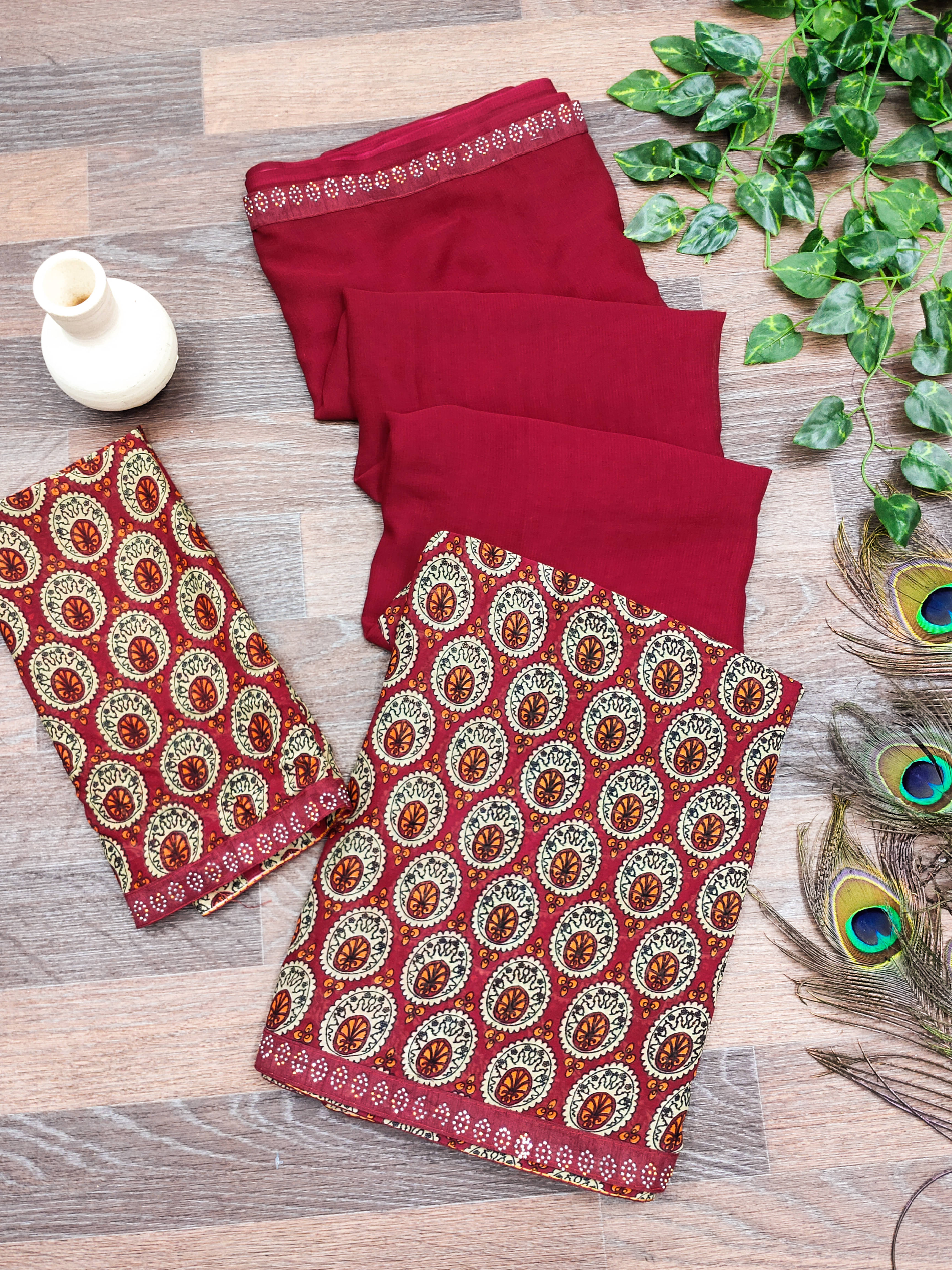 ANAND SAREES Georgette Printed Regular Saree With Unstitched Blouse Piece ( Red ) ANAND SAREES Georgette Printed Regular Saree With Unstitched Blouse Piece ( Red )