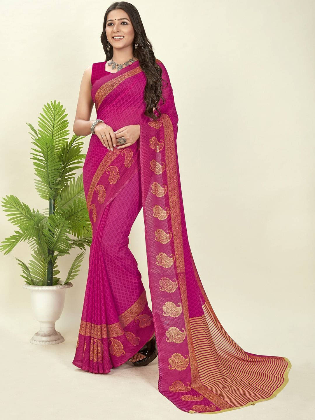 ANAND SAREES Georgette Printed Regular Saree With Unstitched Blouse Piece ( Pink ) ANAND SAREES Georgette Printed Regular Saree With Unstitched Blouse Piece ( Pink )