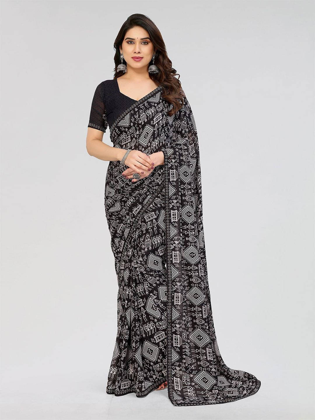 ANAND SAREES Georgette Printed Regular Saree With Unstitched Blouse Piece ( Black ) ANAND SAREES Georgette Printed Regular Saree With Unstitched Blouse Piece ( Black )