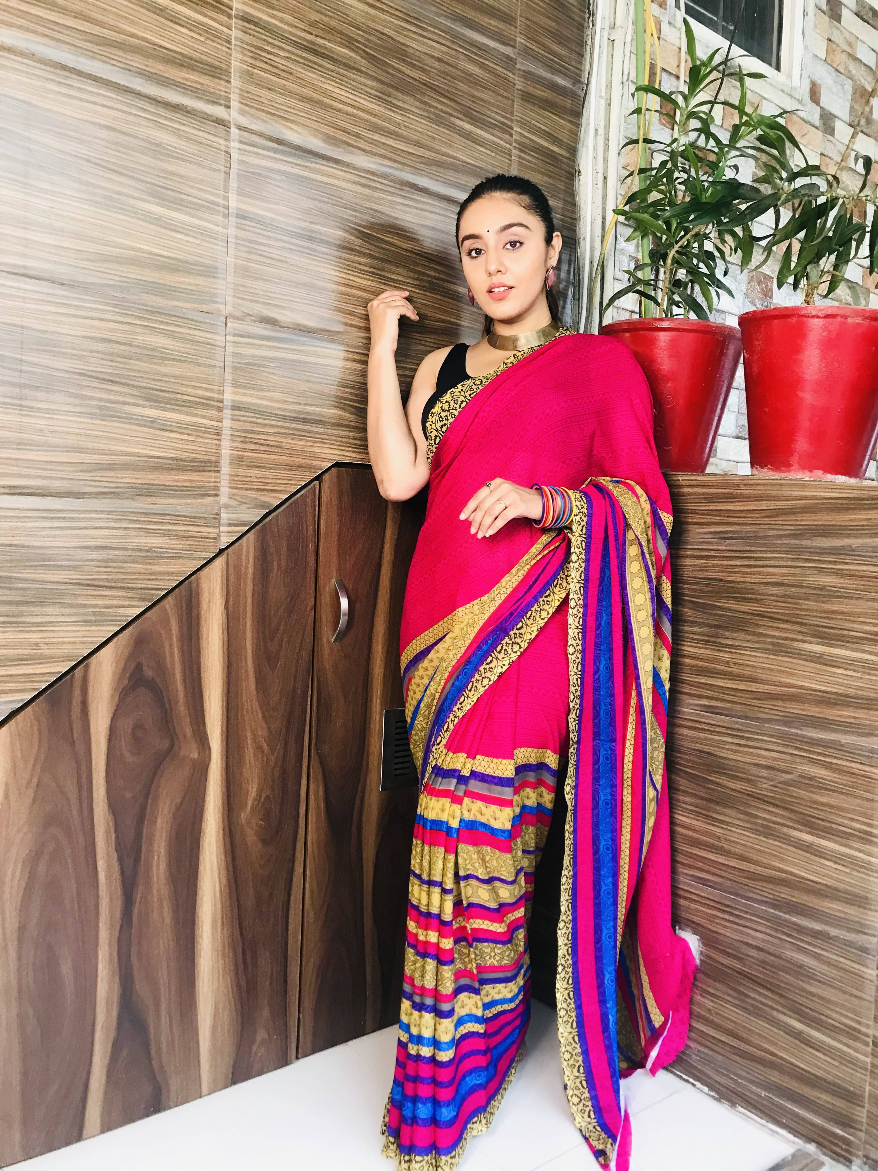 ANAND SAREES Georgette Self Design Regular Saree With Unstitched Blouse Piece ( Pink ) ANAND SAREES Georgette Self Design Regular Saree With Unstitched Blouse Piece ( Pink )