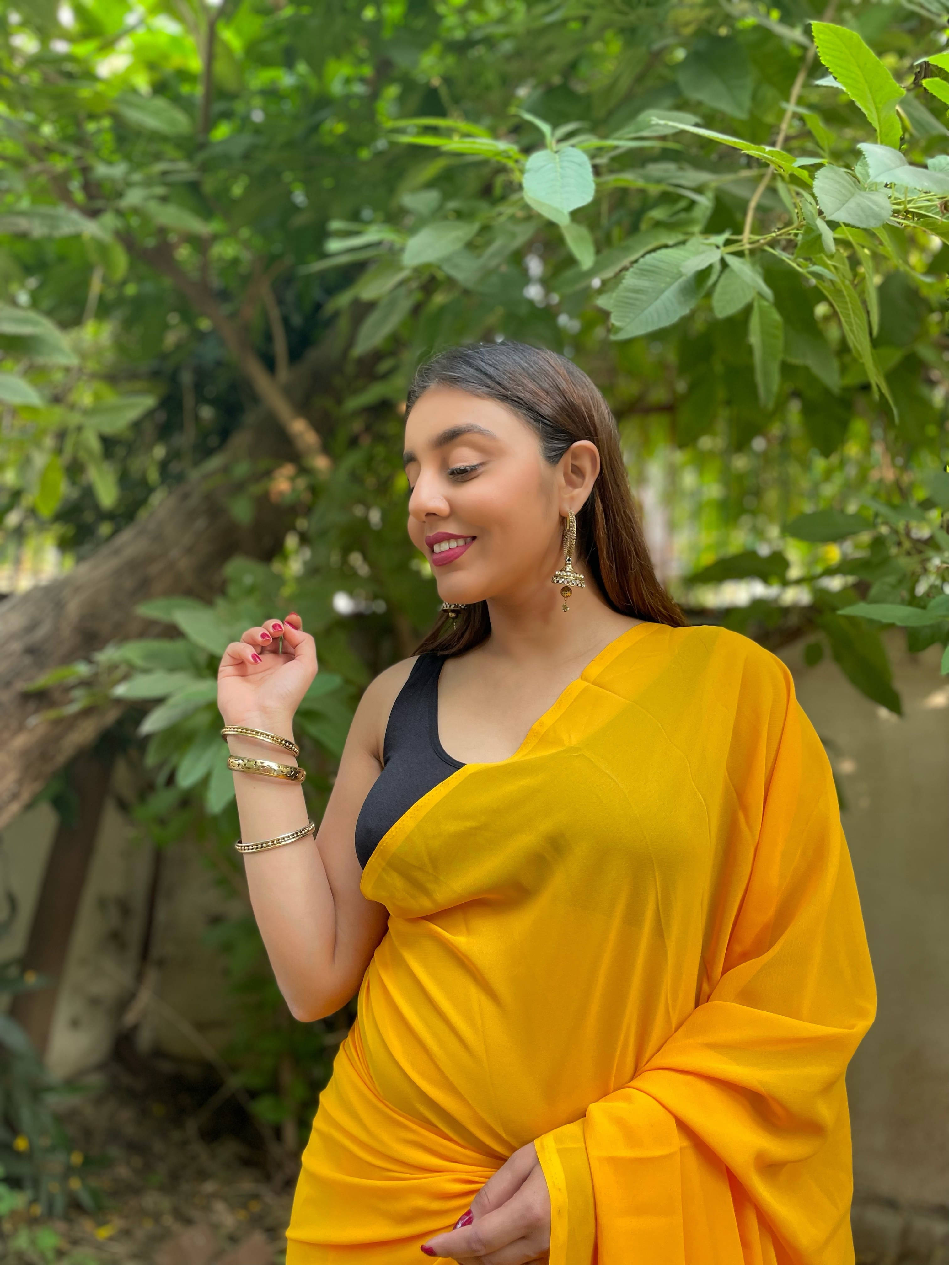     			ANAND SAREES Georgette Solid Regular Saree With Unstitched Blouse Piece ( Yellow )