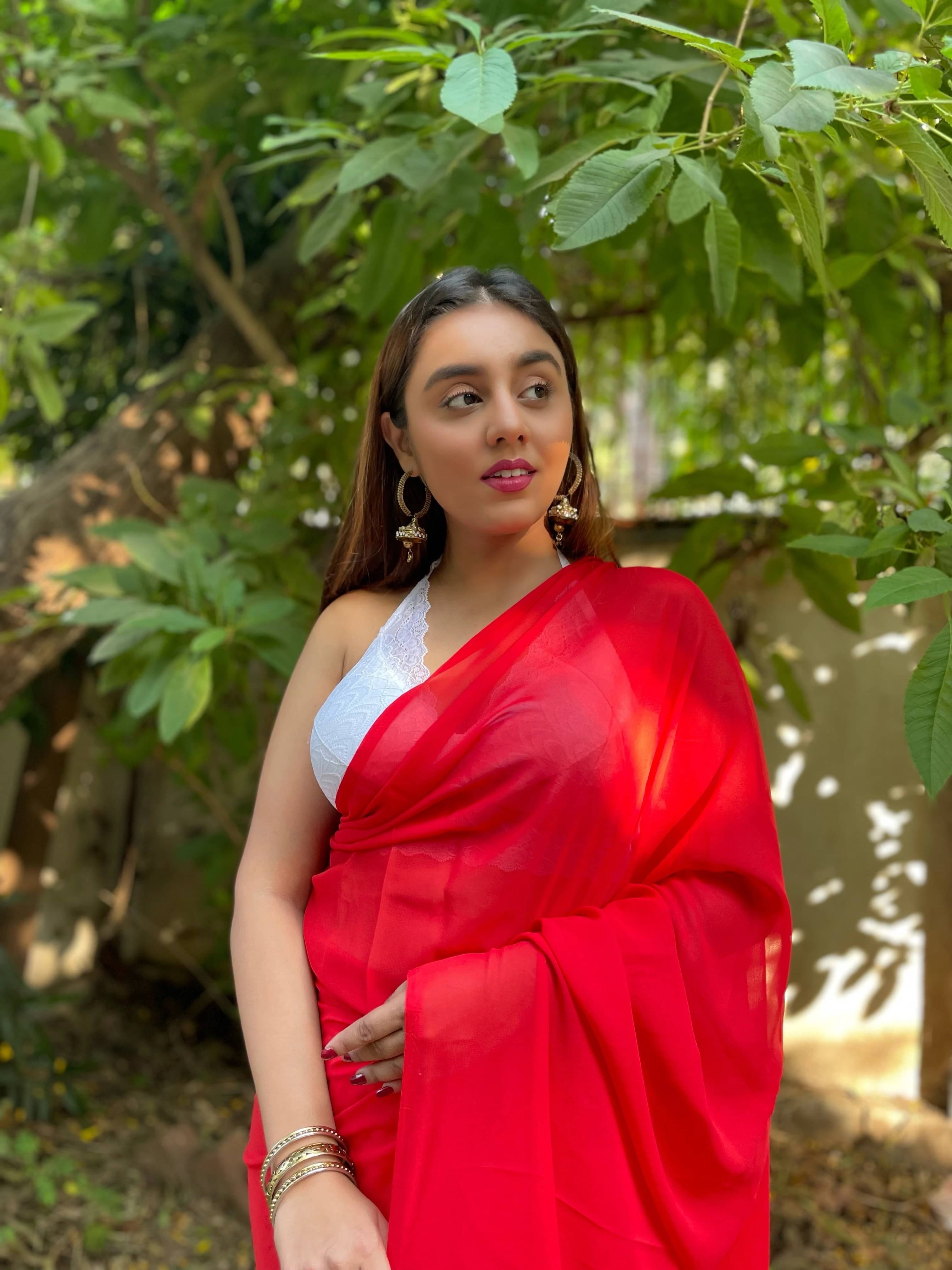     			ANAND SAREES Georgette Solid Regular Saree With Unstitched Blouse Piece ( Red )