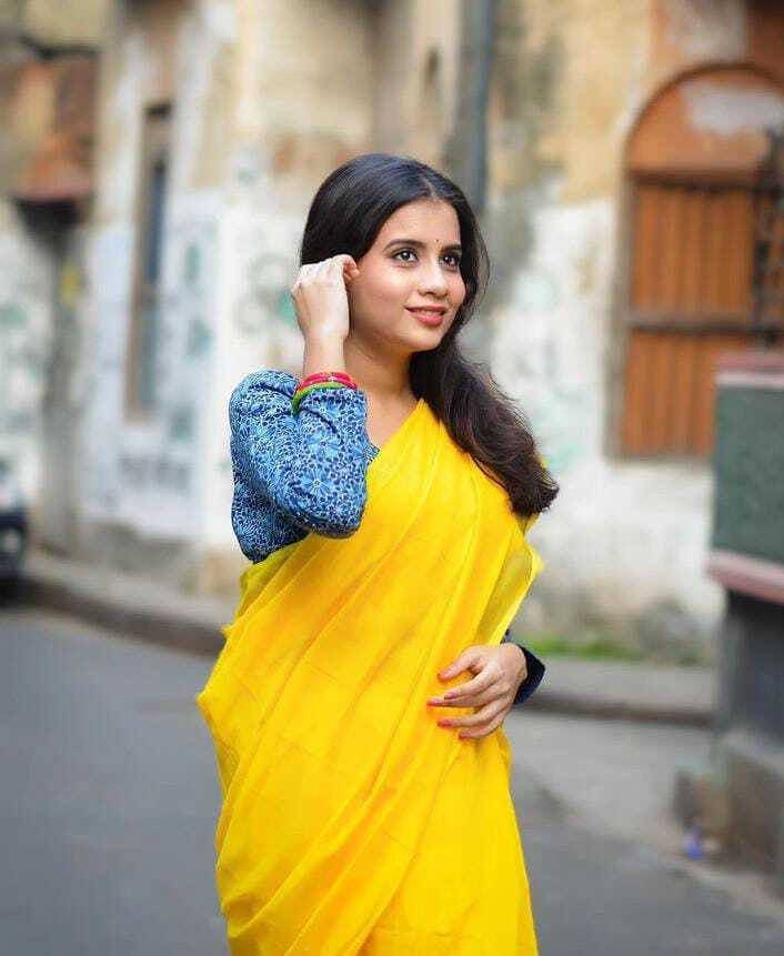     			ANAND SAREES Georgette Solid Regular Saree With Unstitched Blouse Piece ( Yellow )