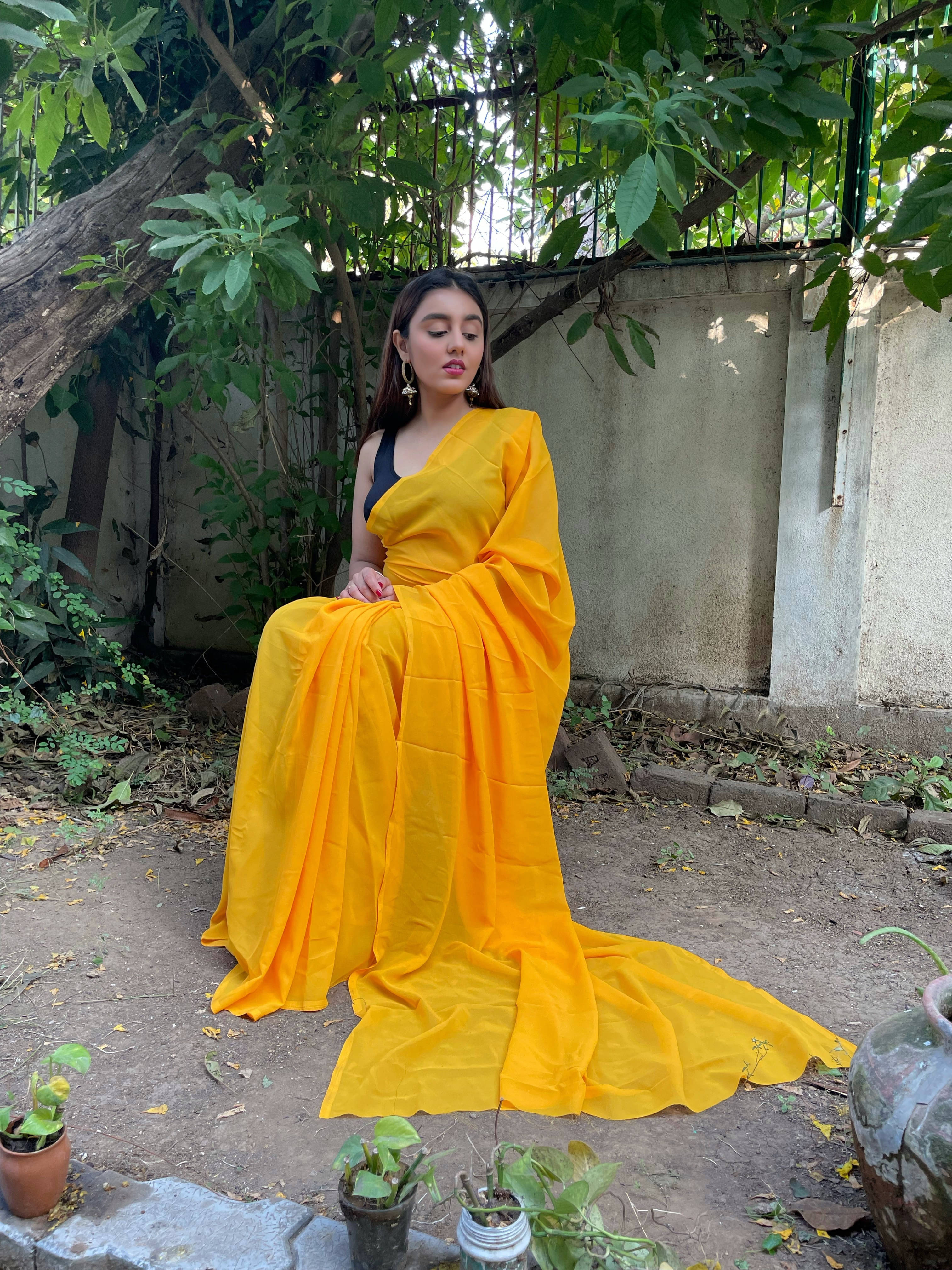     			ANAND SAREES Georgette Solid Regular Saree With Unstitched Blouse Piece ( Yellow )