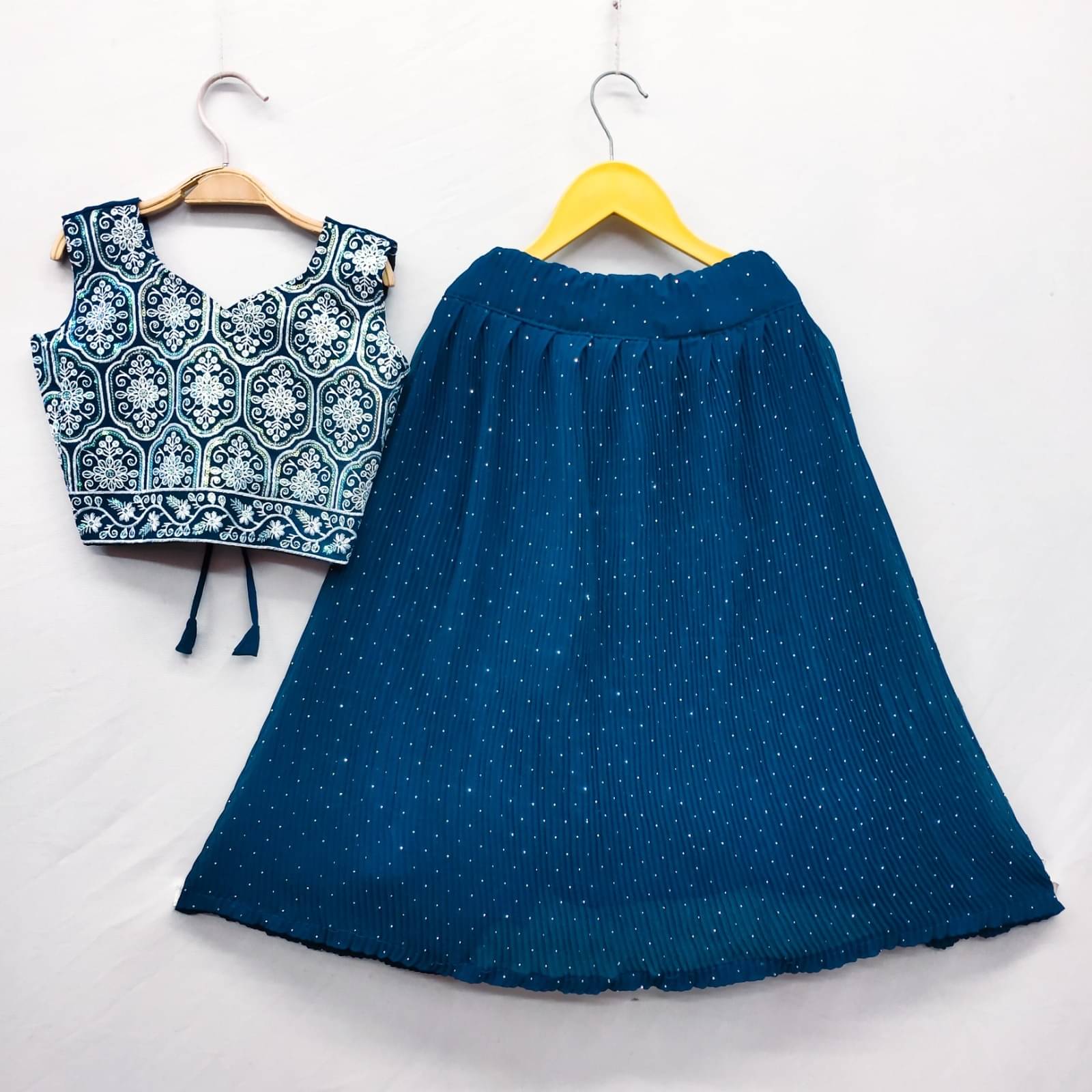     			Genric Georgette Lehenga Choli Set For Girls ( Pack of 1 , Royal Blue )