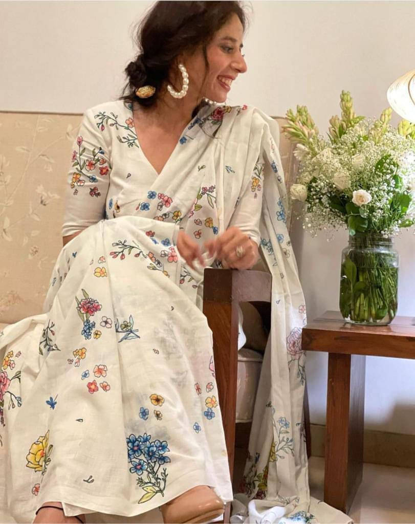 Grubstaker Cotton Blend Printed Regular Saree With Unstitched Blouse Piece ( Multicolor ) Grubstaker Cotton Blend Printed Regular Saree With Unstitched Blouse Piece ( Multicolor )