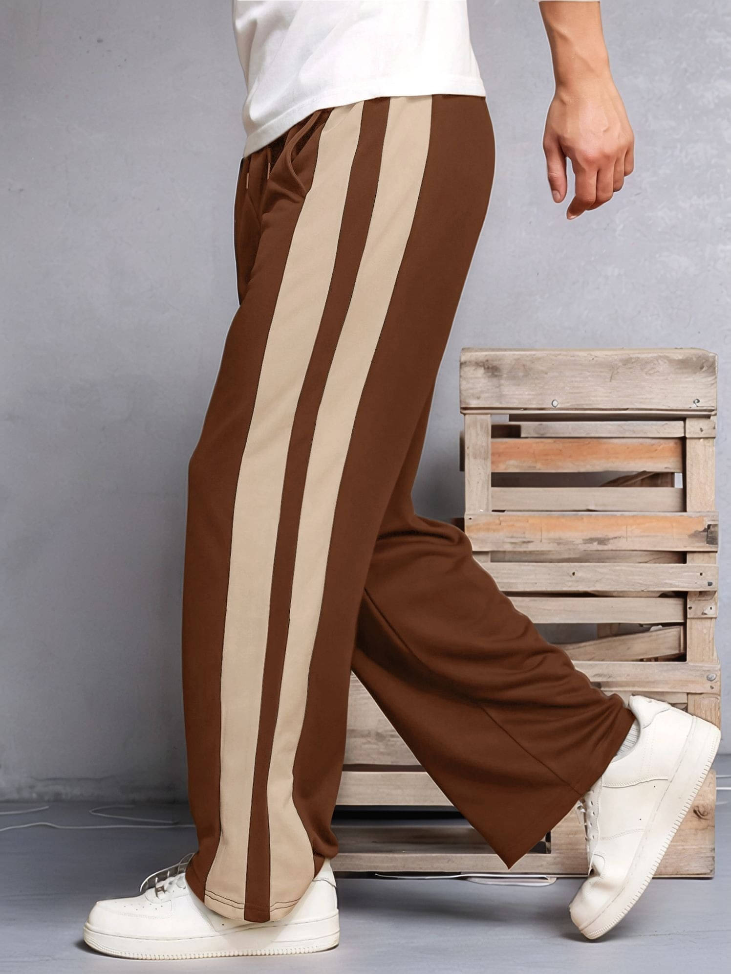     			JUMP CUTS Brown Polyester Men's Trackpants ( Pack of 1 )