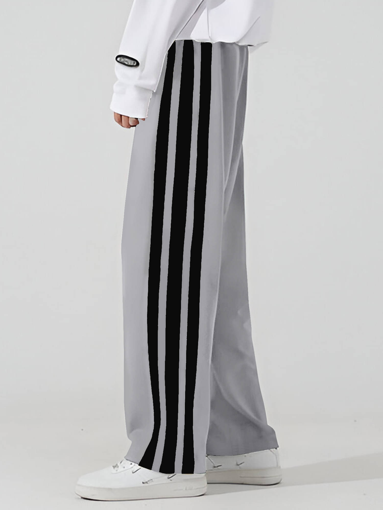 JUMP CUTS Grey Polyester Men's Trackpants ( Pack of 1 ) JUMP CUTS Grey Polyester Men's Trackpants ( Pack of 1 )