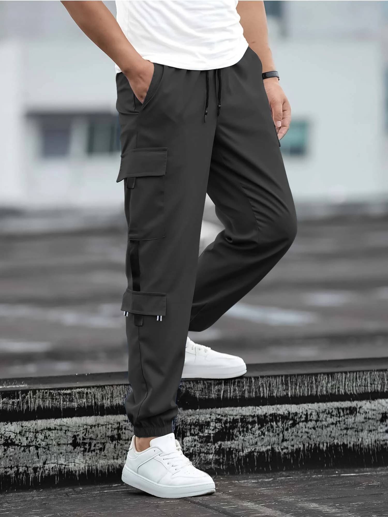 JUMP CUTS Grey Polyester Men's Trackpants ( Pack of 1 )     			JUMP CUTS Grey Polyester Men's Trackpants ( Pack of 1 )