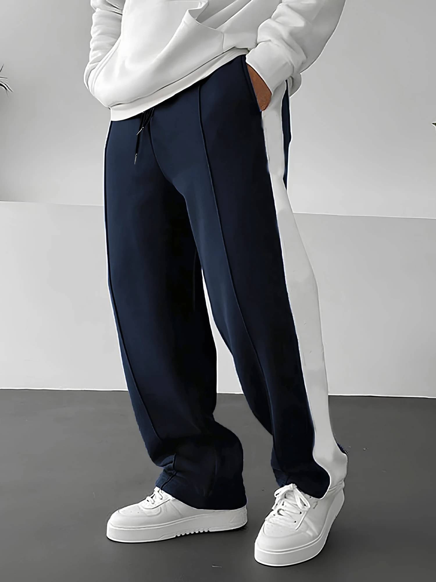 JUMP CUTS Navy Blue Polyester Men's Trackpants ( Pack of 1 ) JUMP CUTS Navy Blue Polyester Men's Trackpants ( Pack of 1 )