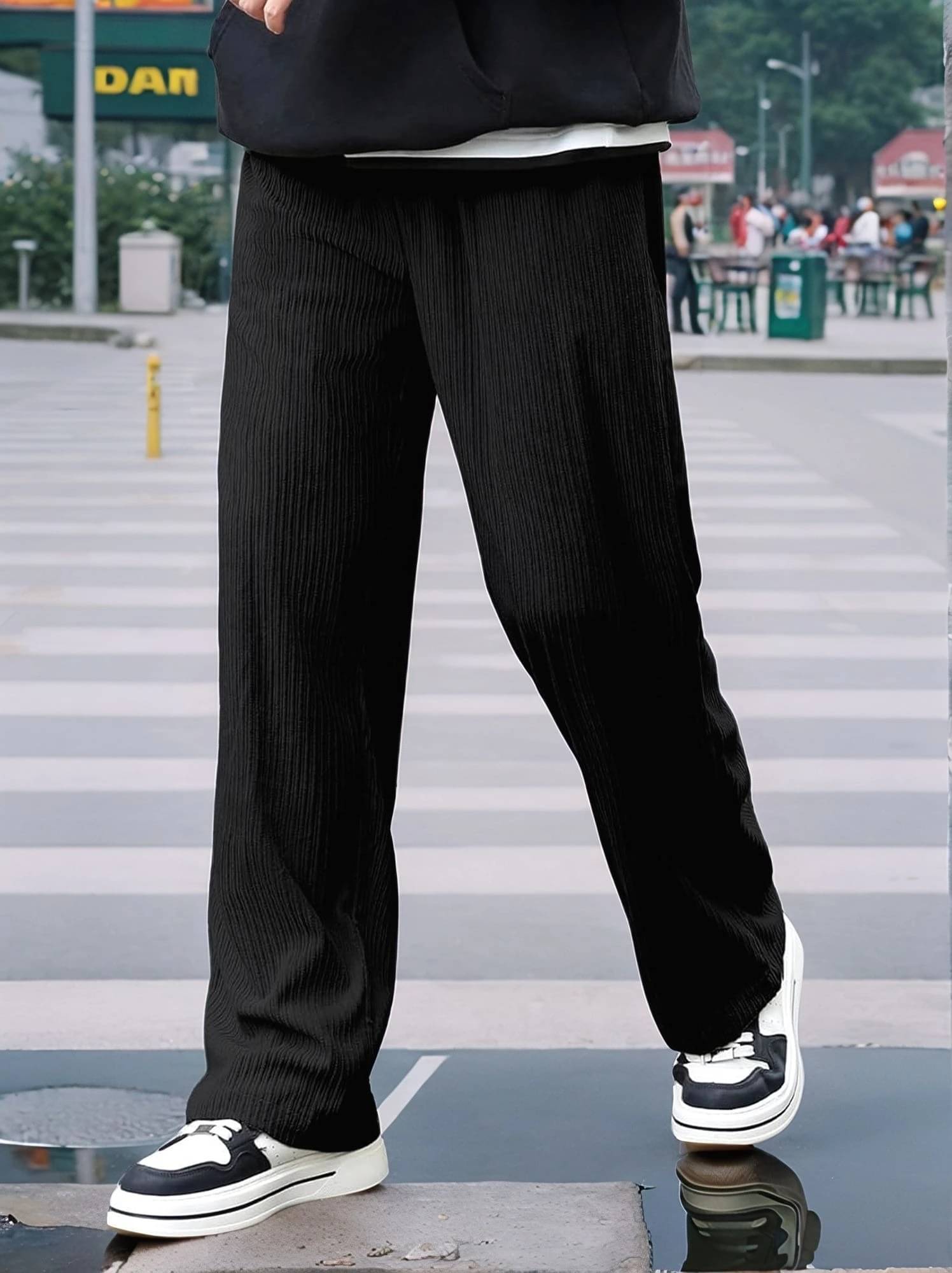     			JUMP CUTS Regular Pleated Men's Trouser - Black ( Pack of 1 )