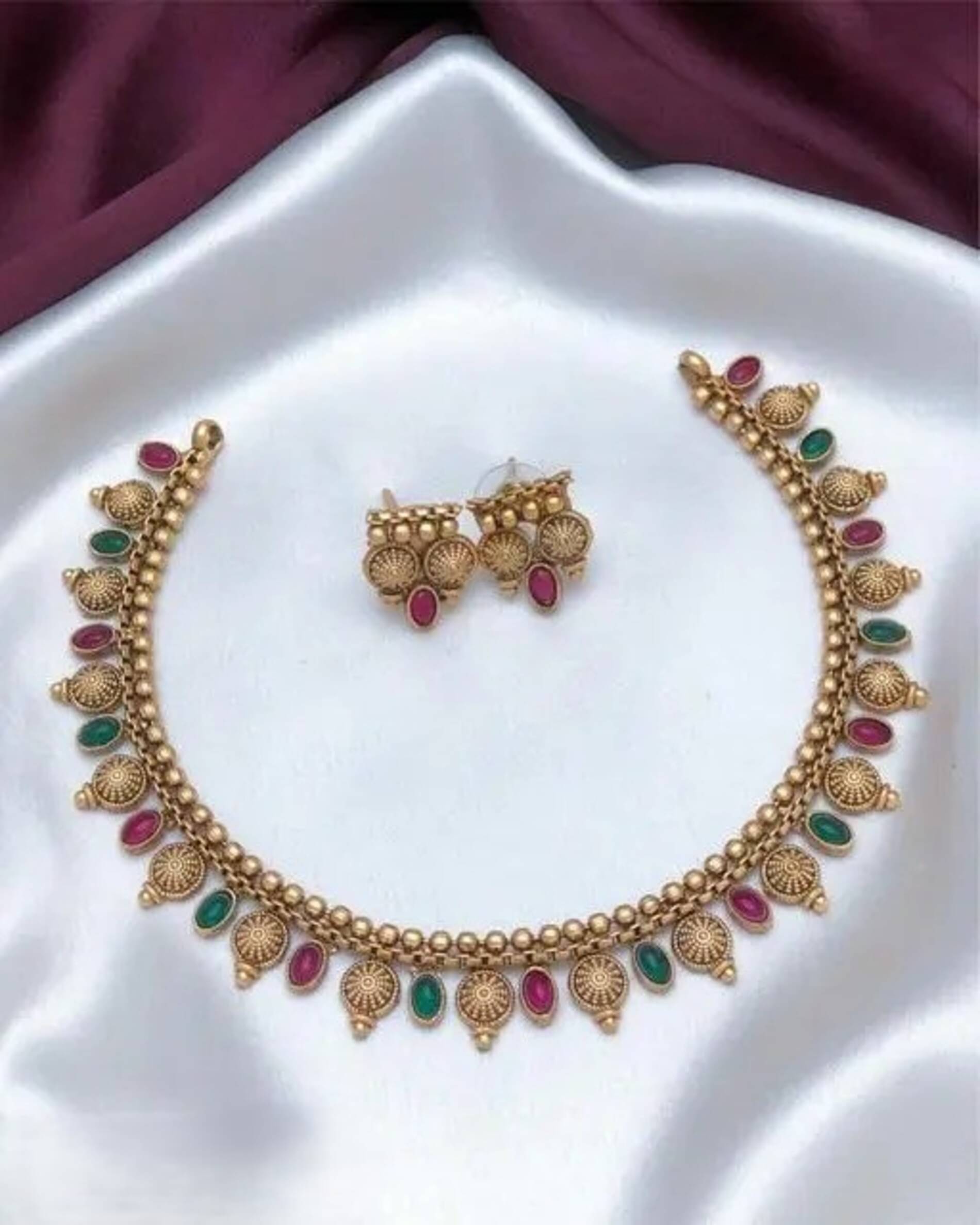     			Malabar Multicolor Copper Necklace Set ( Pack of 1 )