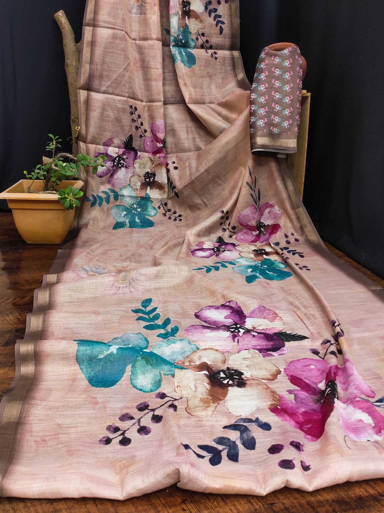 HEMA SILK MILLS Silk Printed Regular Saree With Unstitched Blouse Piece ( Multicolor )     			HEMA SILK MILLS Silk Printed Regular Saree With Unstitched Blouse Piece ( Multicolor )
