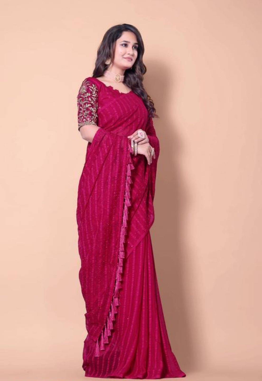     			MALAVIYA FASHION Chiffon Embellished Regular Saree With Unstitched Blouse Piece ( Pink )