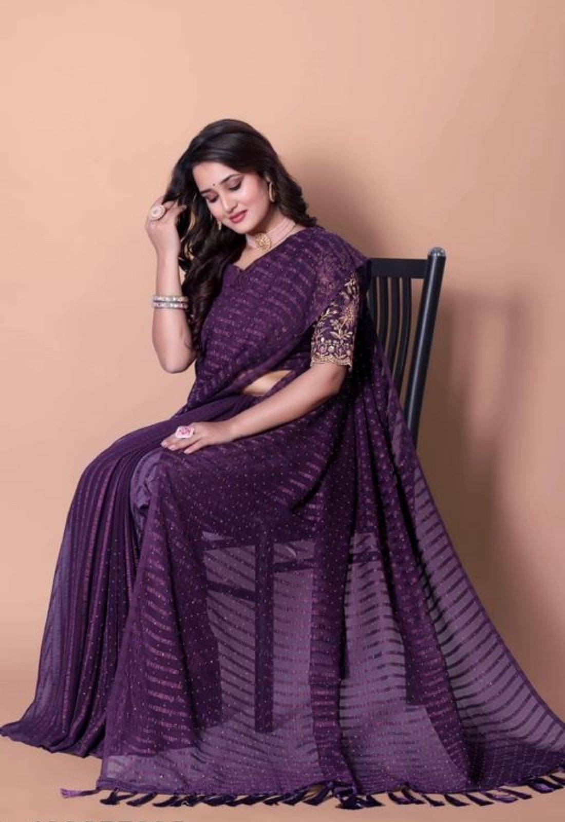     			MALAVIYA FASHION Chiffon Embellished Regular Saree With Unstitched Blouse Piece ( Purple )