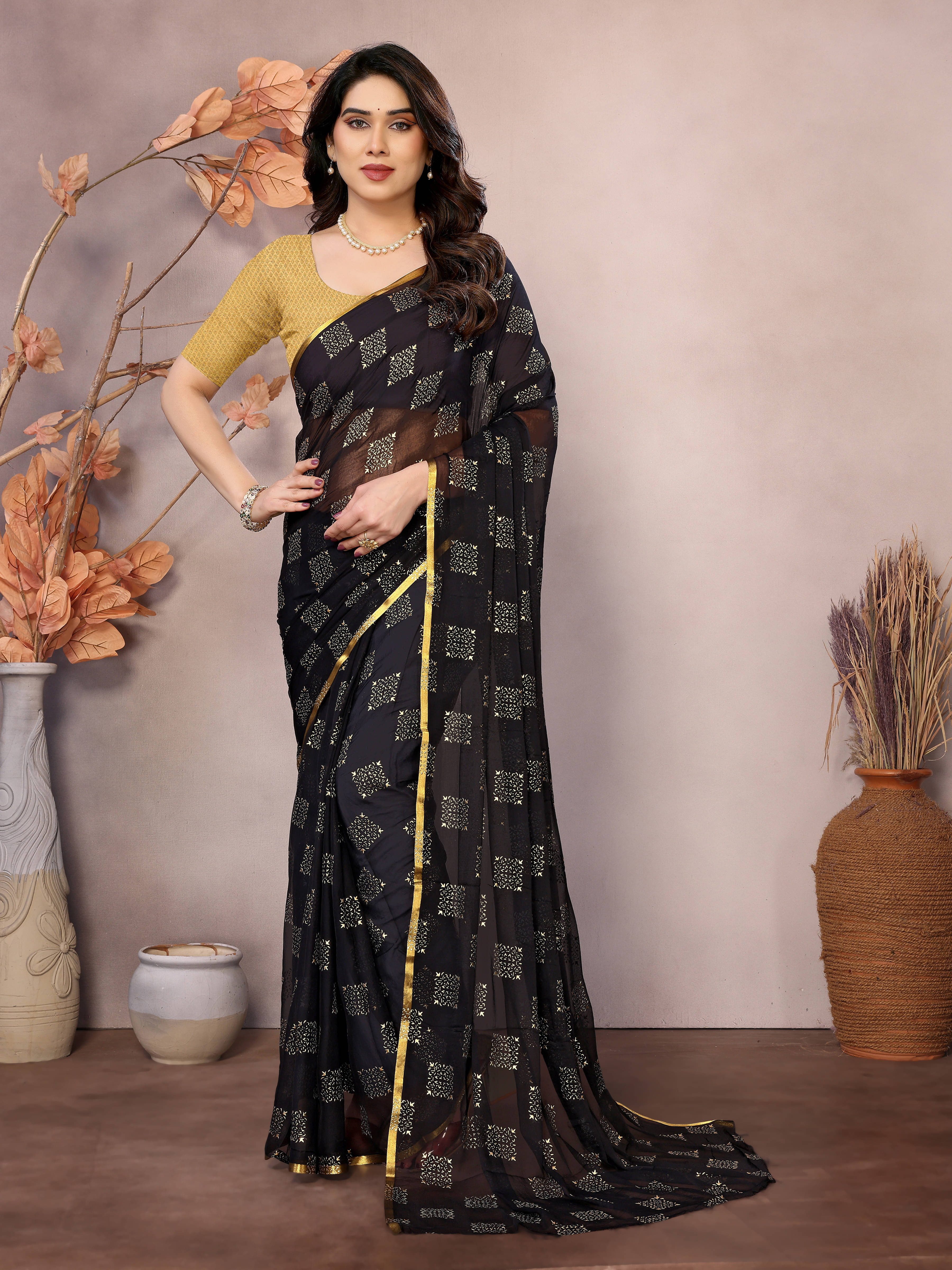 RedFish Chiffon Printed Regular Saree With Unstitched Blouse Piece ( Black ) RedFish Chiffon Printed Regular Saree With Unstitched Blouse Piece ( Black )