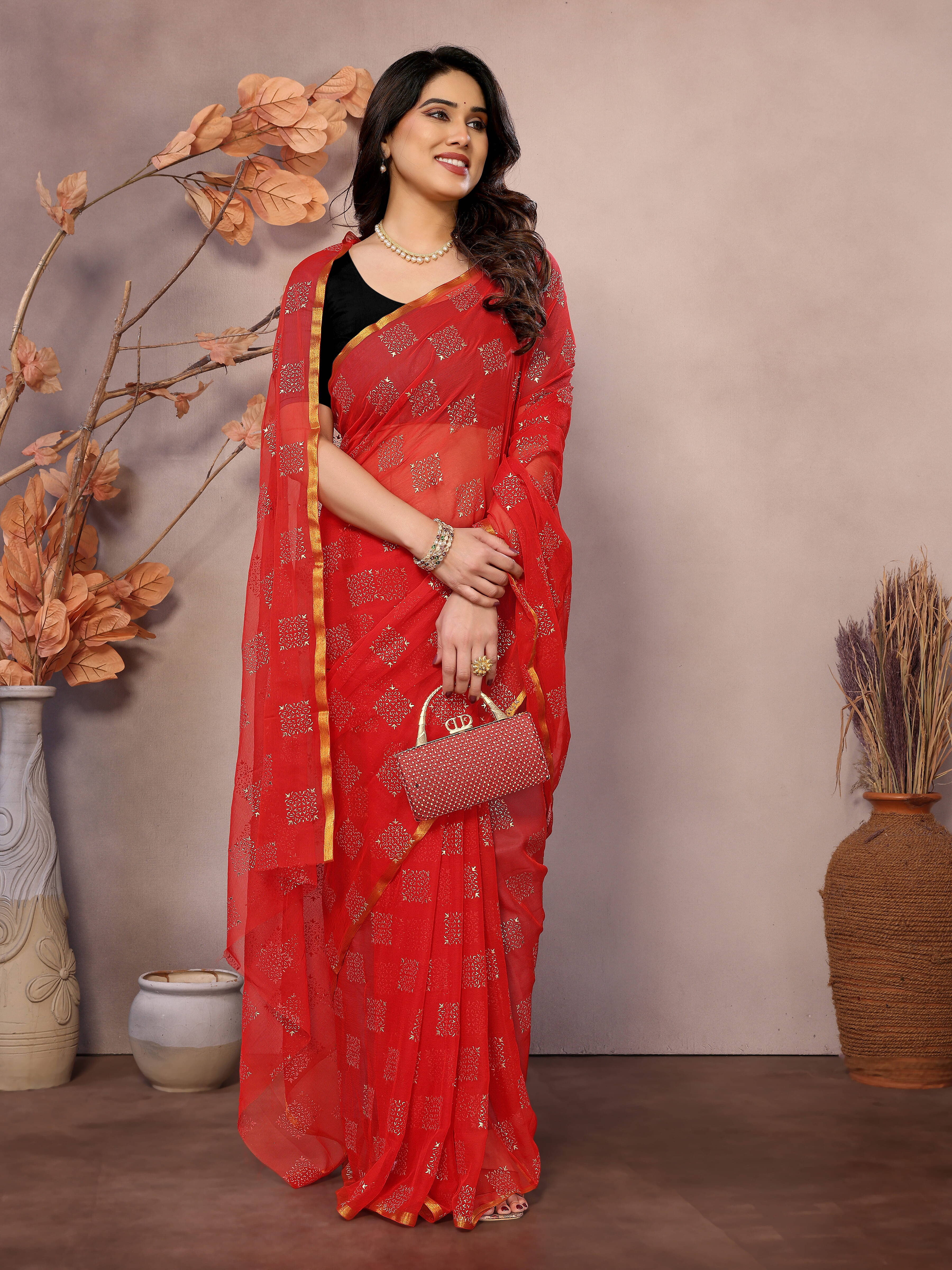     			RedFish Chiffon Printed Regular Saree With Unstitched Blouse Piece ( Red )