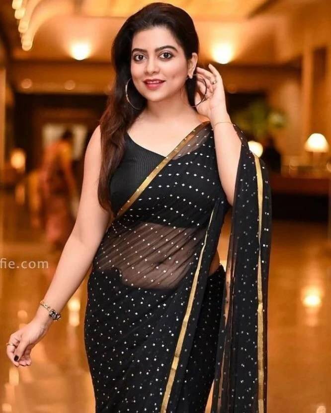 RedFish Chiffon Printed Regular Saree With Unstitched Blouse Piece ( Black ) RedFish Chiffon Printed Regular Saree With Unstitched Blouse Piece ( Black )