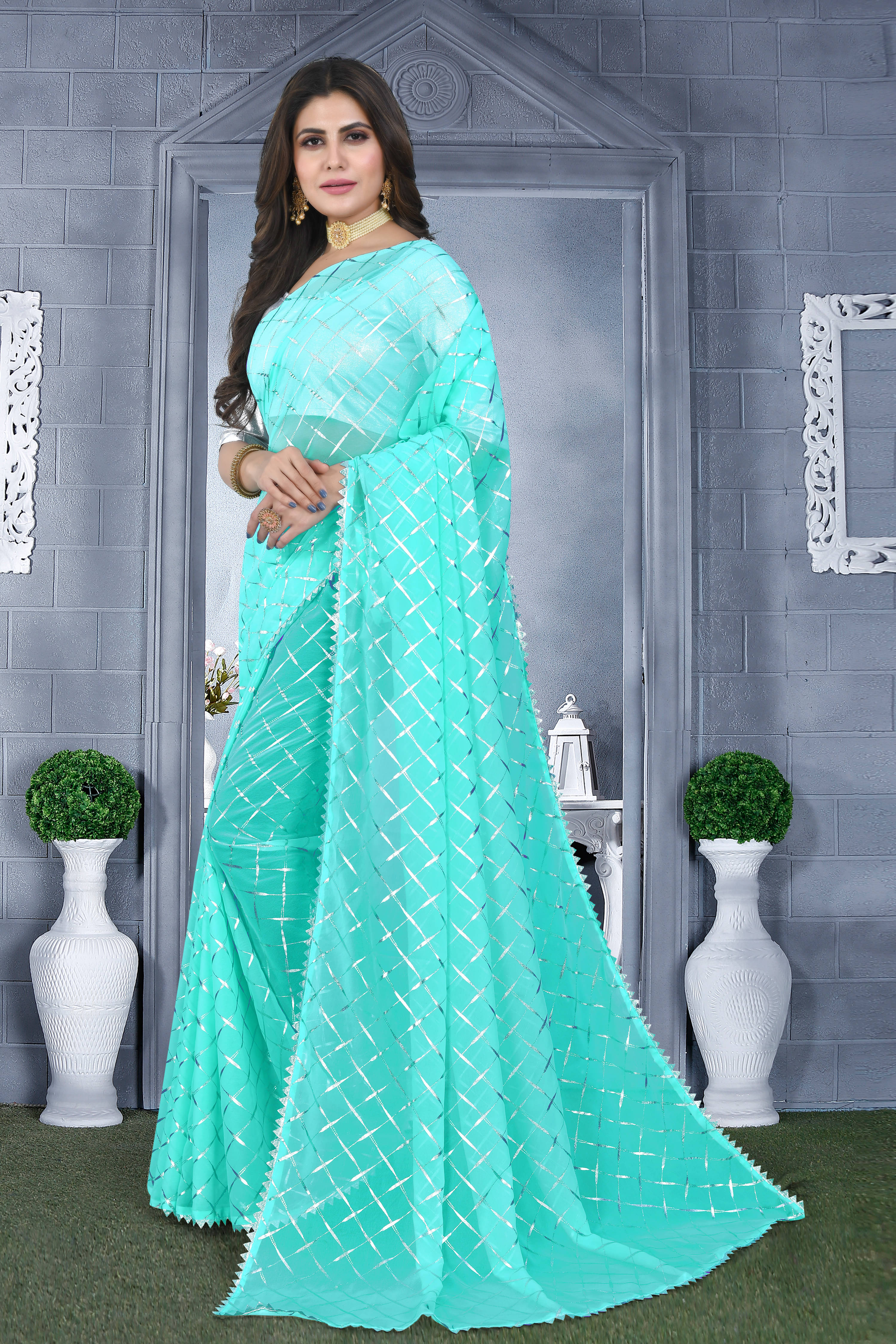     			RedFish Georgette Embellished Regular Saree With Unstitched Blouse Piece ( Light Blue )