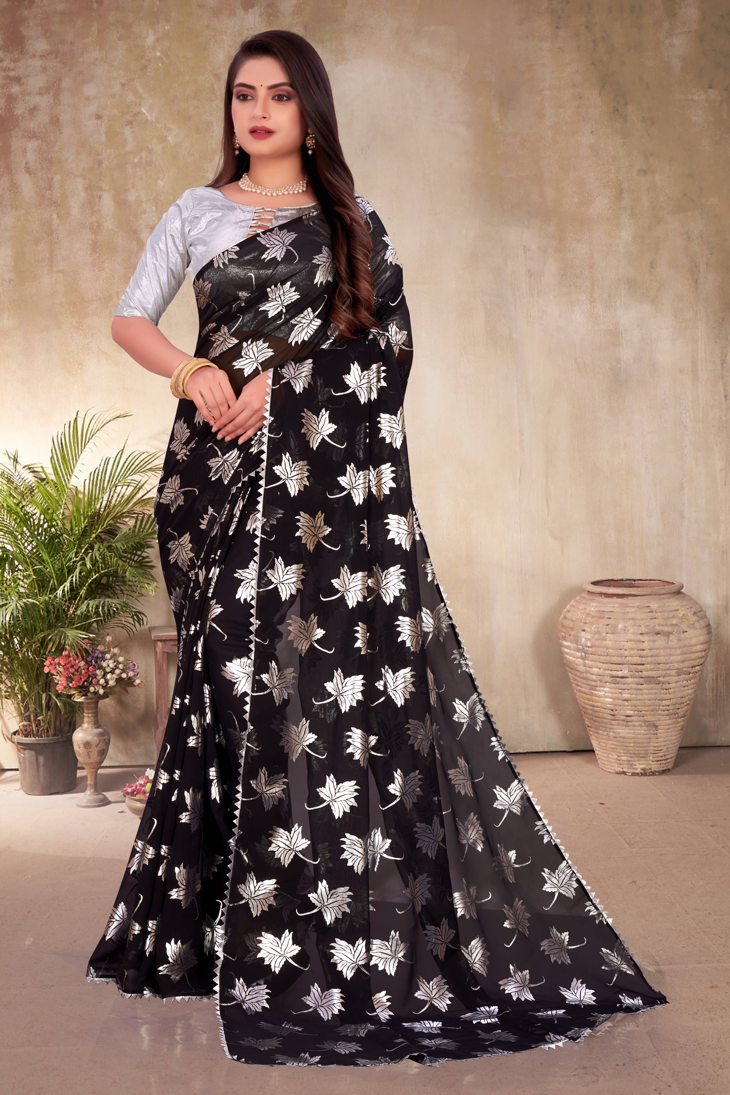RedFish Georgette Printed Regular Saree With Unstitched Blouse Piece ( Black ) RedFish Georgette Printed Regular Saree With Unstitched Blouse Piece ( Black )