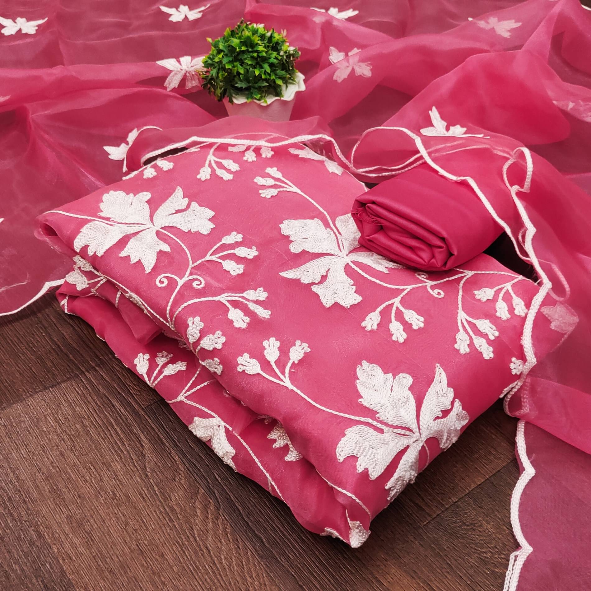 Shree Mahantam Women Organza Unstitched Dress Material ( Pink )     			Shree Mahantam Women Organza Unstitched Dress Material ( Pink )