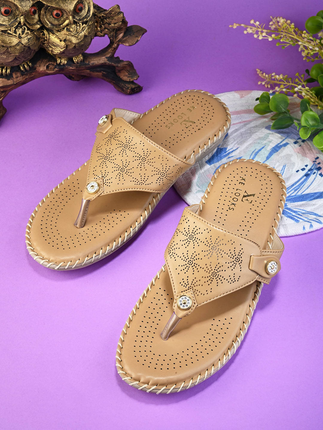     			XE Looks Beige Women's Flats
