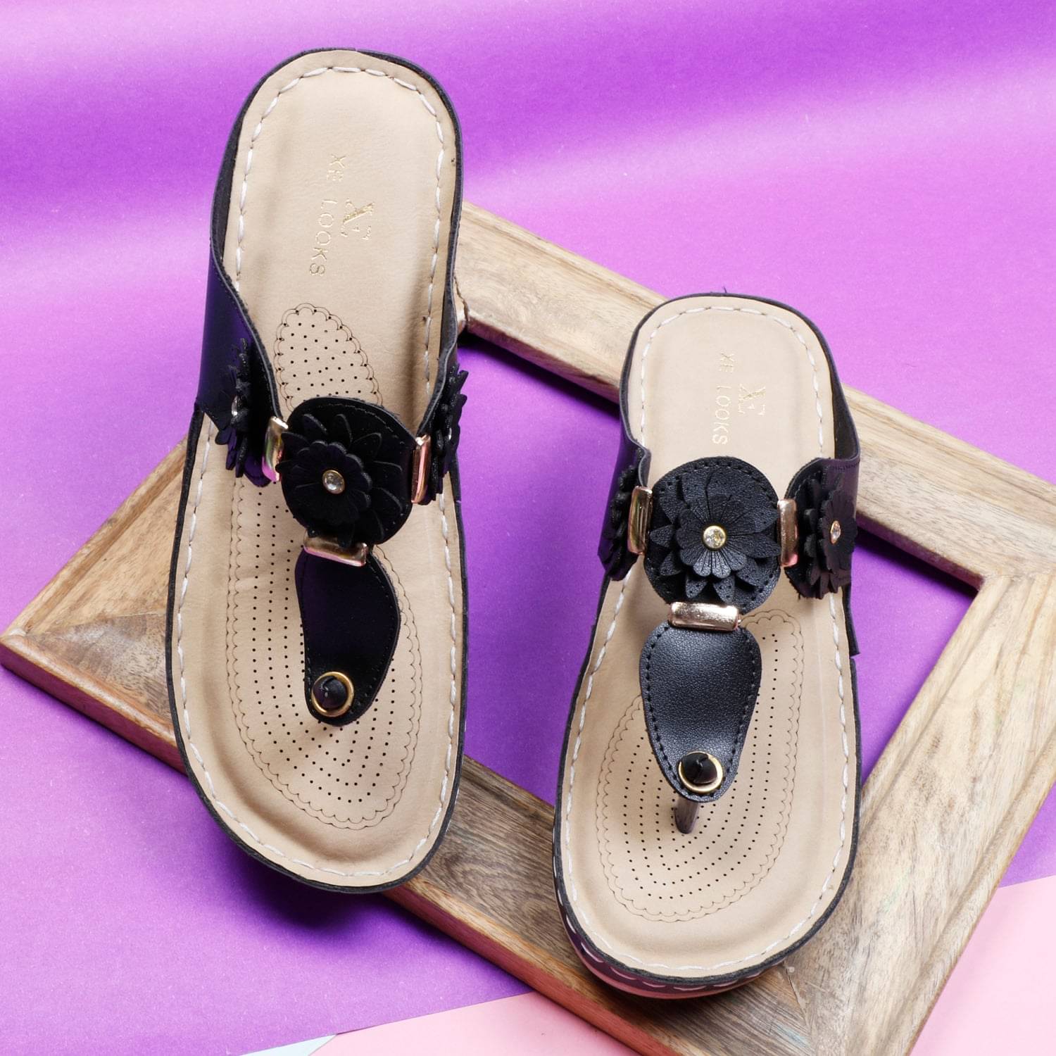     			XE Looks Black Women's Flats