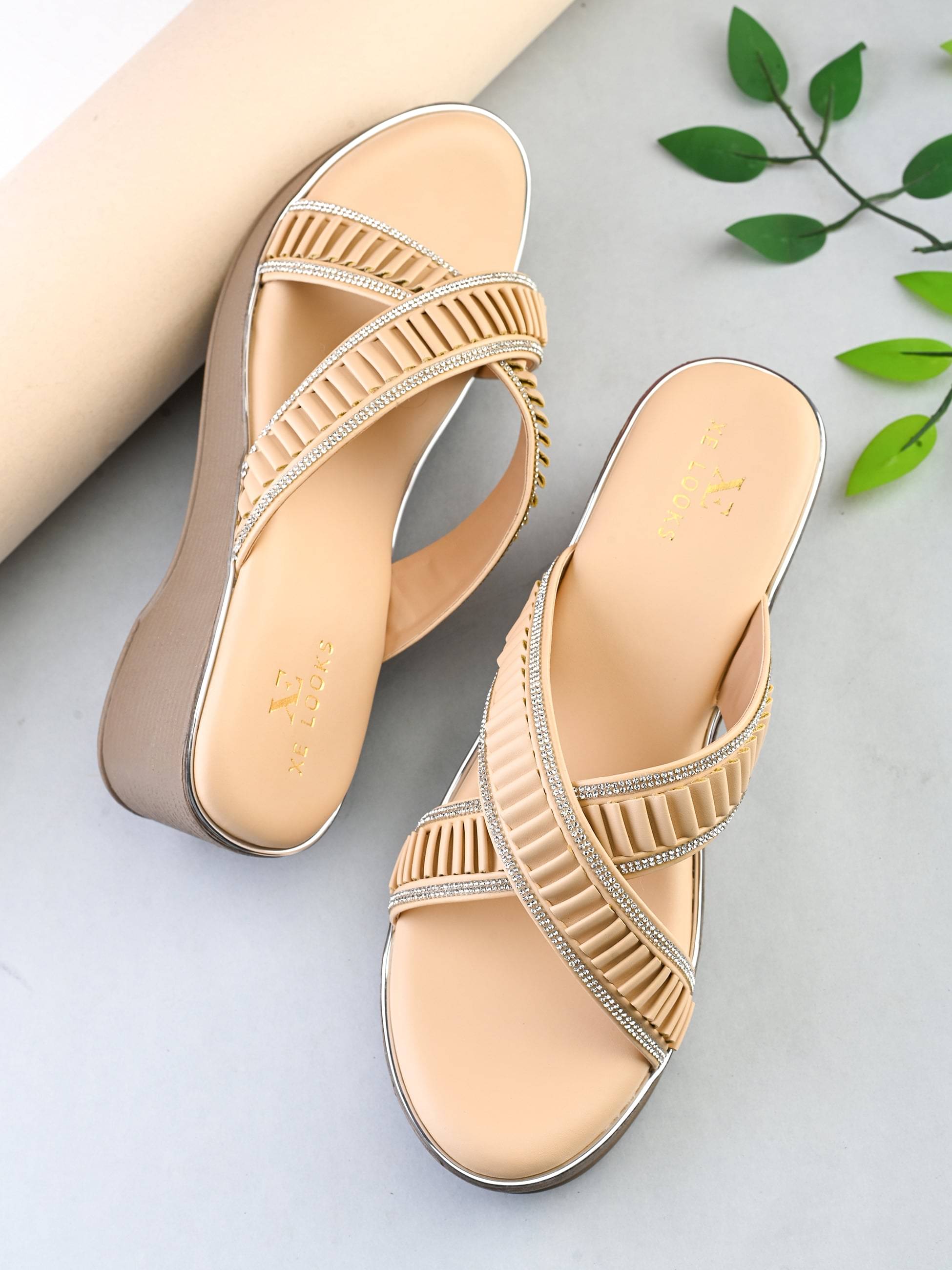     			XE Looks Cream Women's Slip On Heels