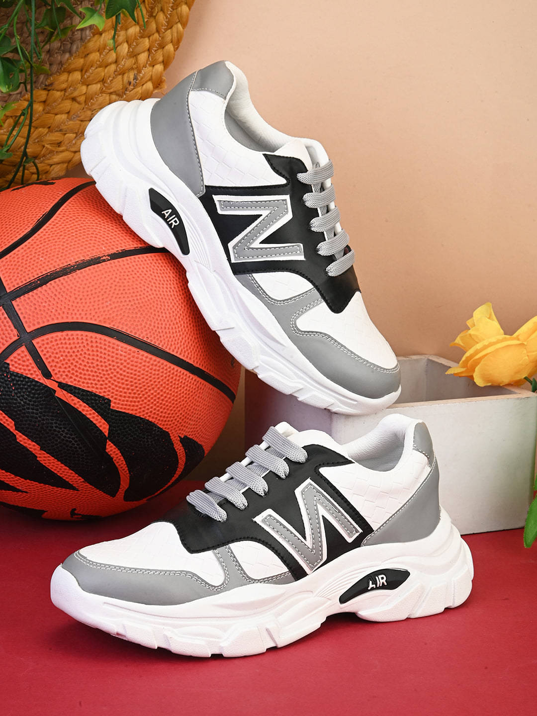     			XE Looks Gray Women's Sneakers
