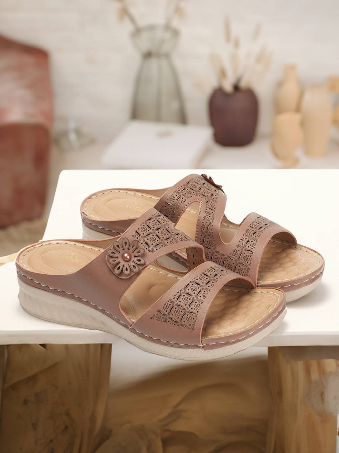 XE Looks Peach Women's Flats XE Looks Peach Women's Flats