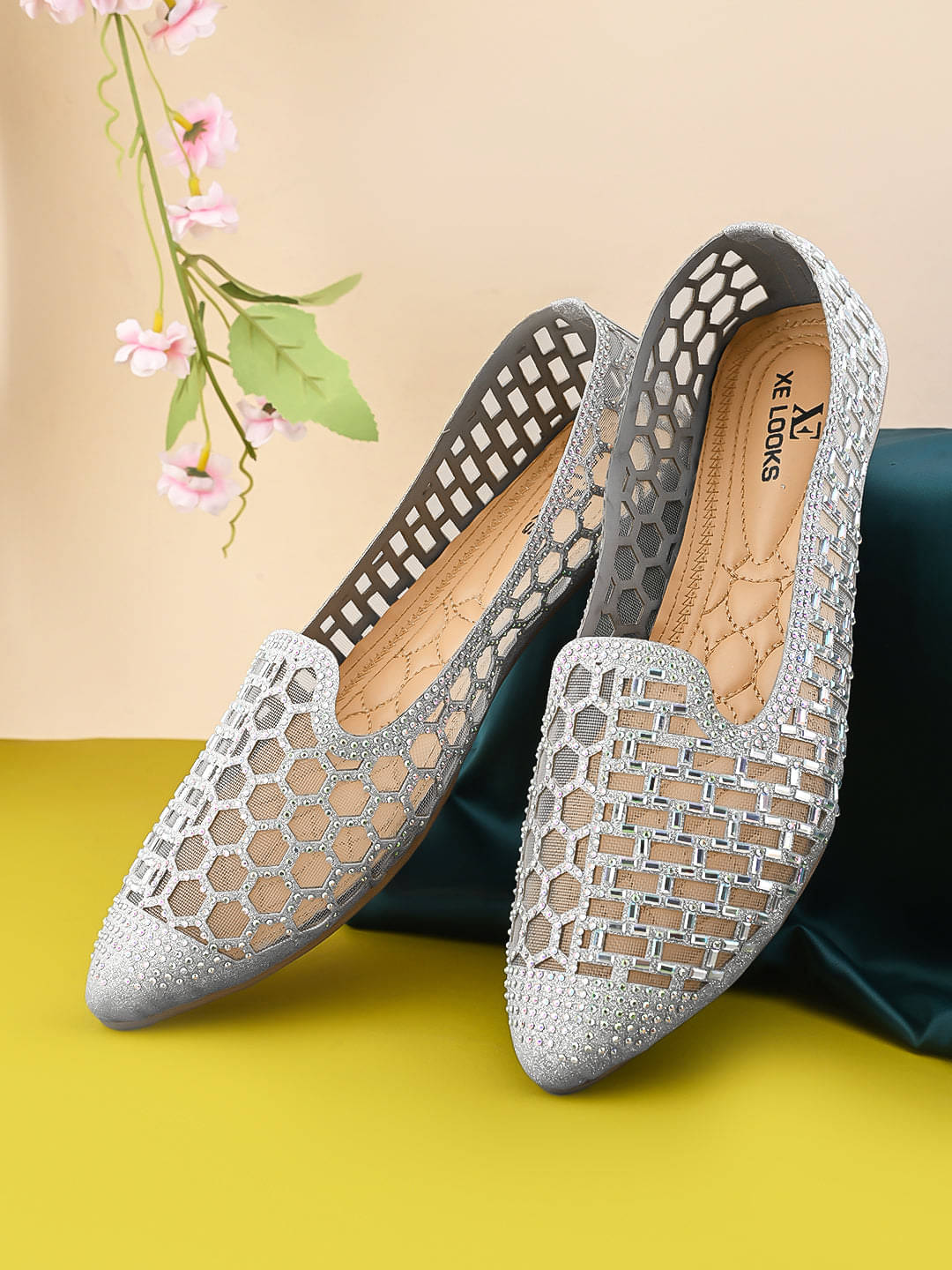     			XE Looks Silver Women's Ethnic Ballerinas